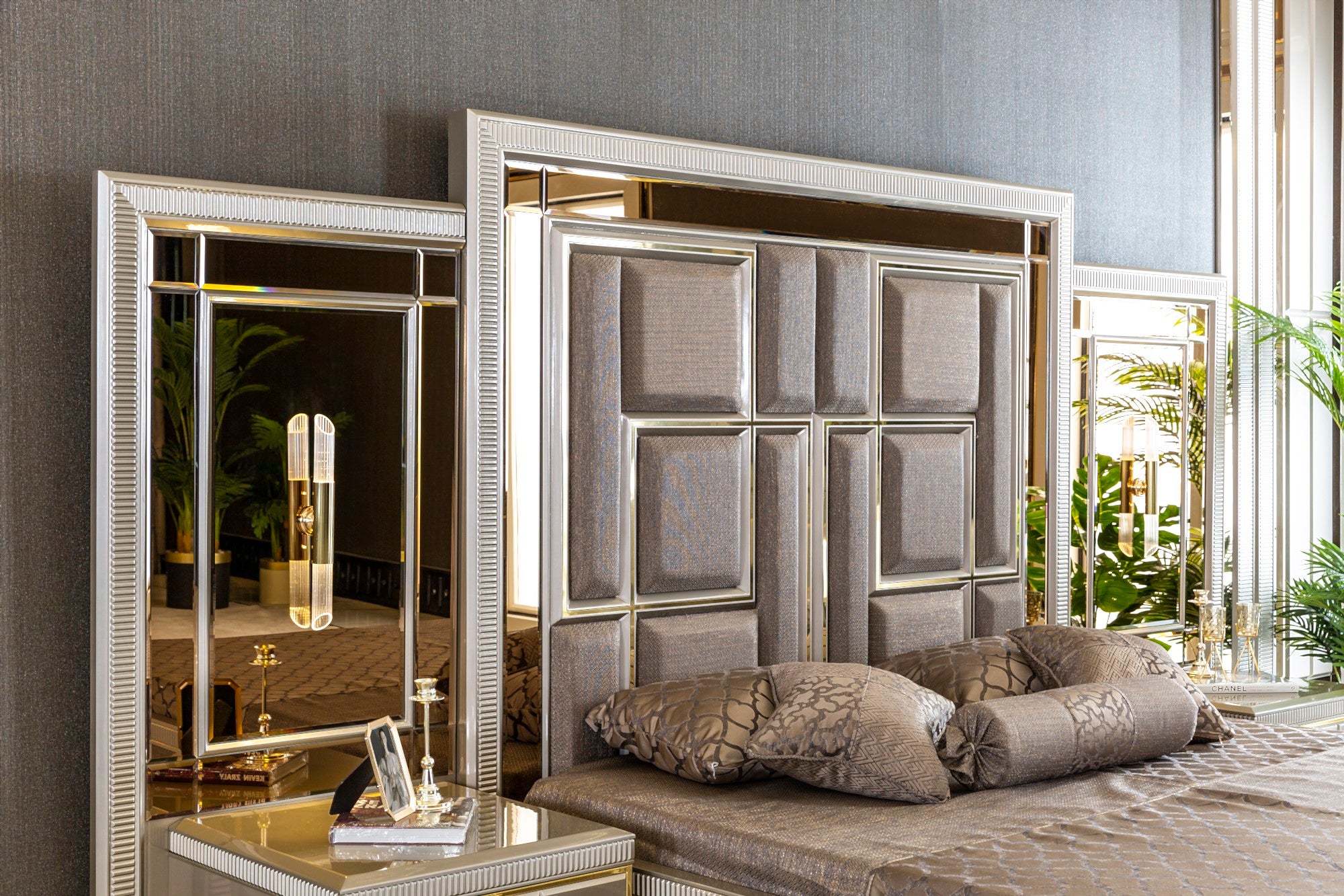 Versace Bedroom (Queen Storage Bed With Headboard & Dresser With Mirror & Pouf & 2 Nightstand With Back Panel & Bench)