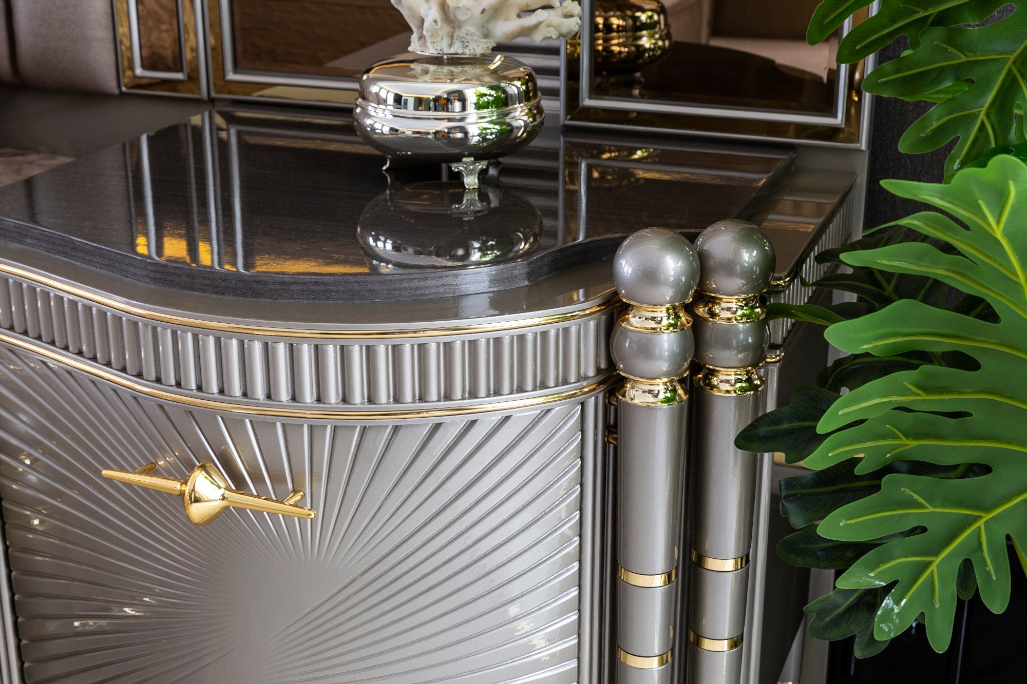 Bentley Bedroom (Queen Storage Bed With Headboard & Dresser With Mirror & Pouf & 2 Nightstand With Back Panel)