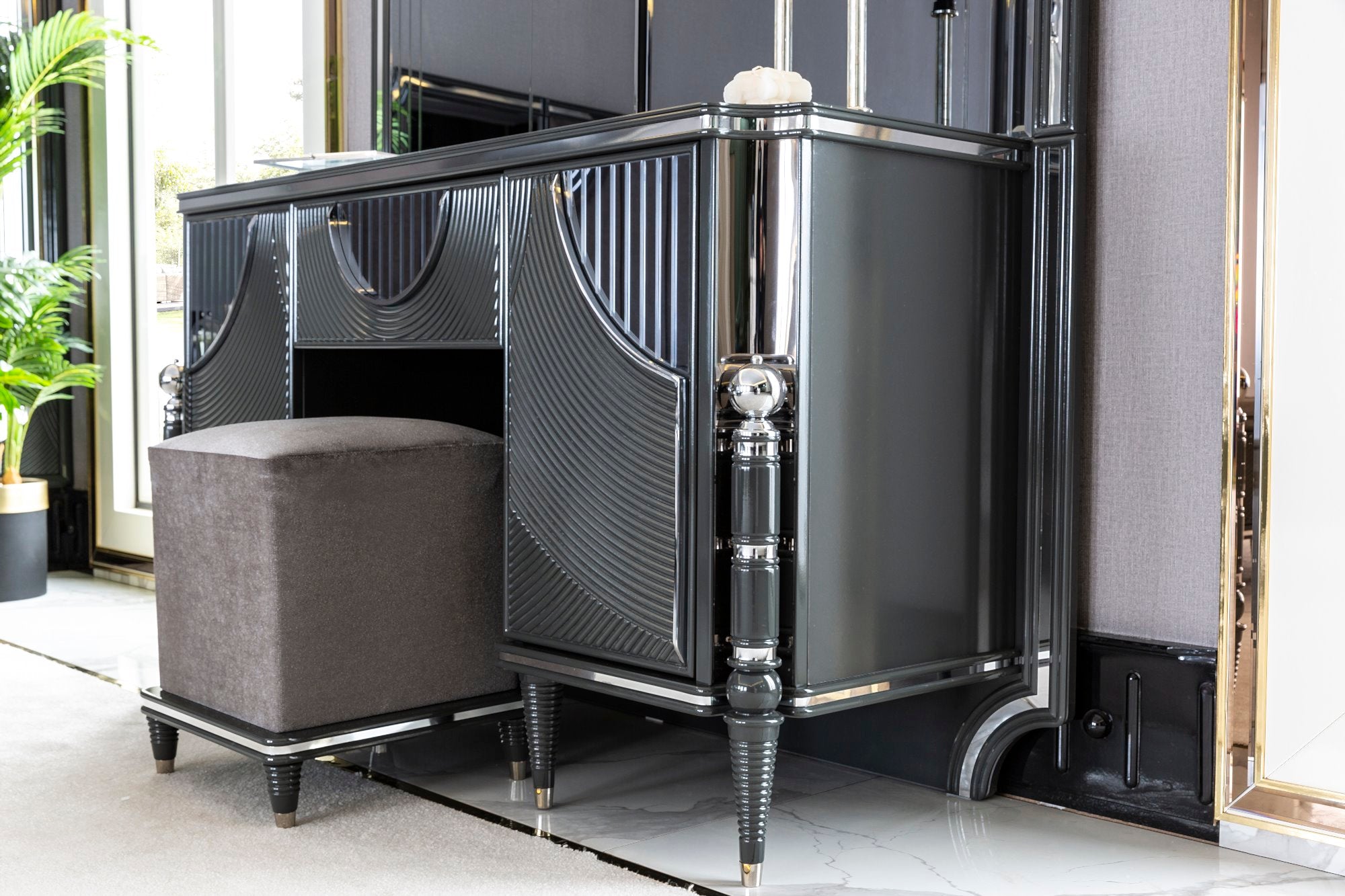 Prada Bedroom (Queen Storage Bed With Headboard & Dresser With Mirror & Pouf & 2 Nightstand With Back Panel & Bench)