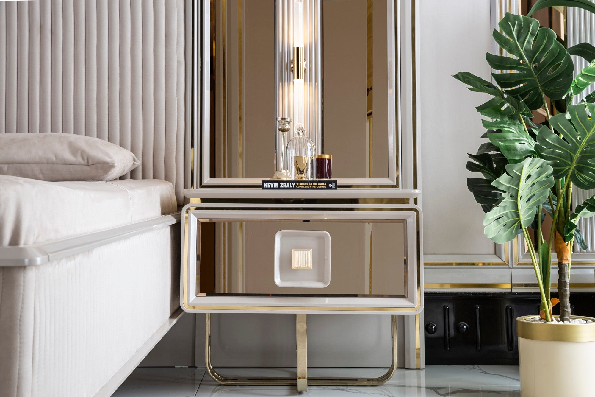 Barcelona Nightstand With Back Part