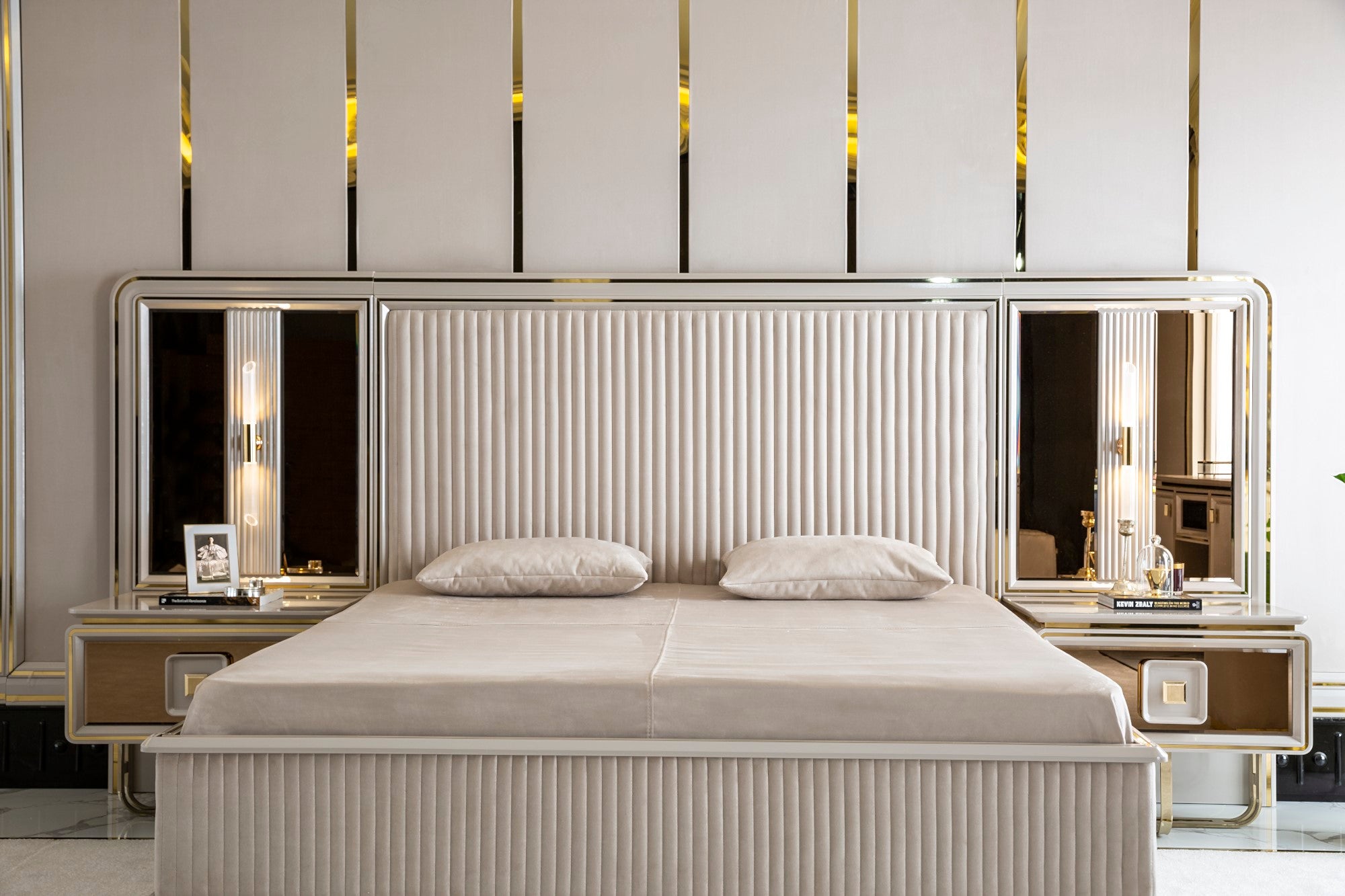 Barcelona Bedroom (Queen Storage Bed With Headboard & Dresser With Mirror & Pouf & 2 Nightstand With Back Panel & Bench)