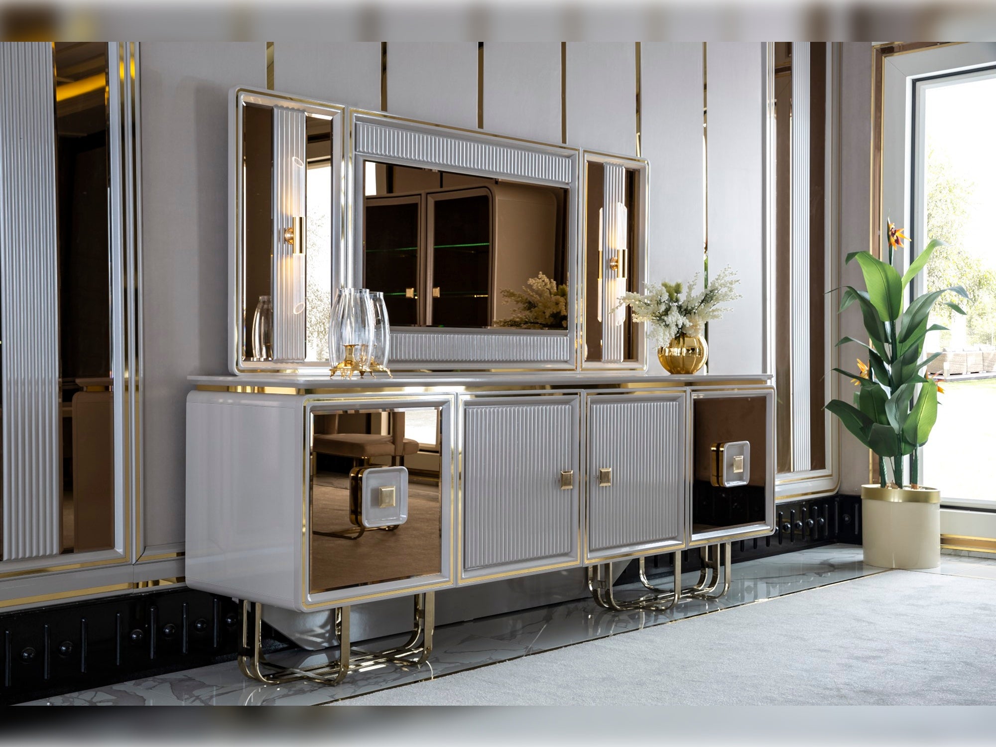 Barcelona Diningroom Consol With Mirror