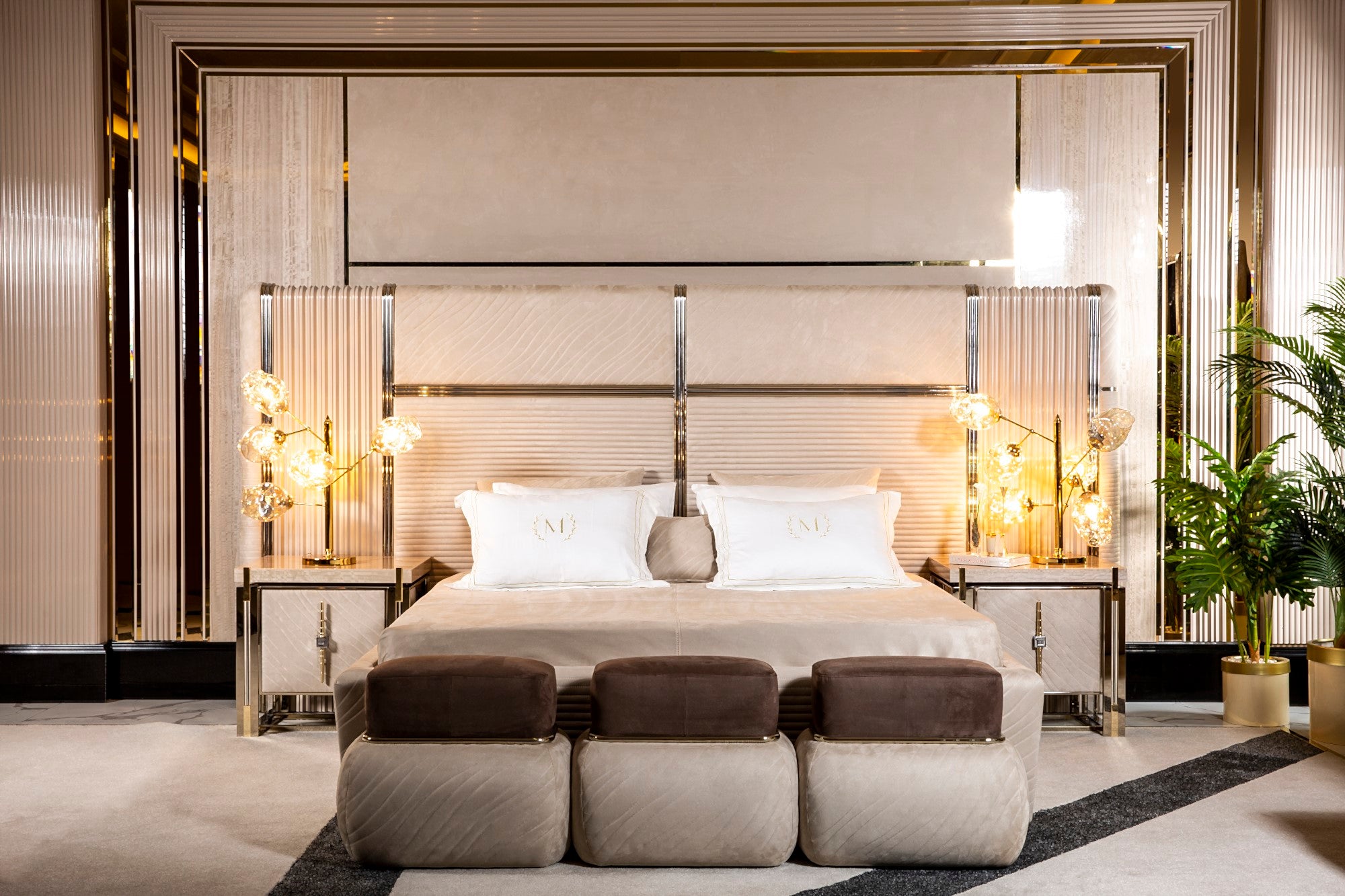 Vegas Bedroom (Queen Storage Bed With Headboard & Dresser With Mirror & Pouf & 2 Nightstand With Back Panel & Bench)
