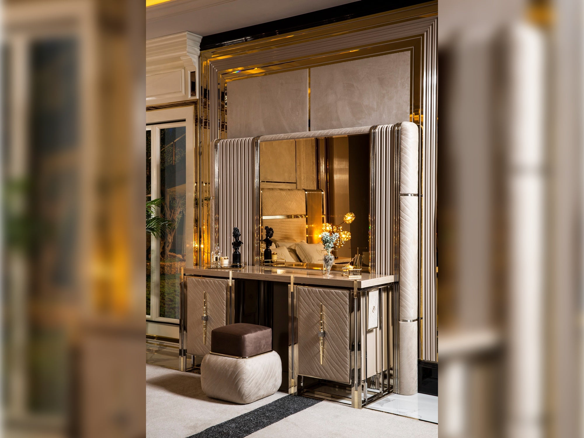 Vegas Dresser With Mirror & Ottoman