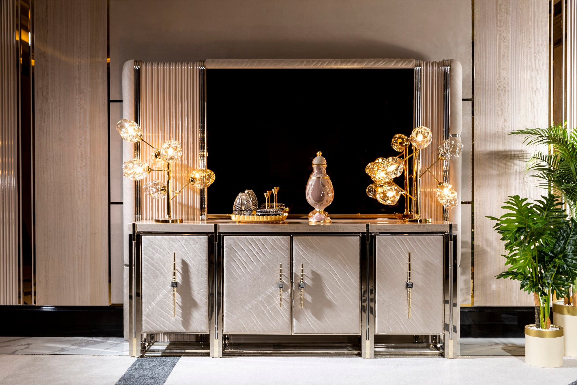 Vegas Diningroom Set (Table & 6 Chair & Console With Mirror)