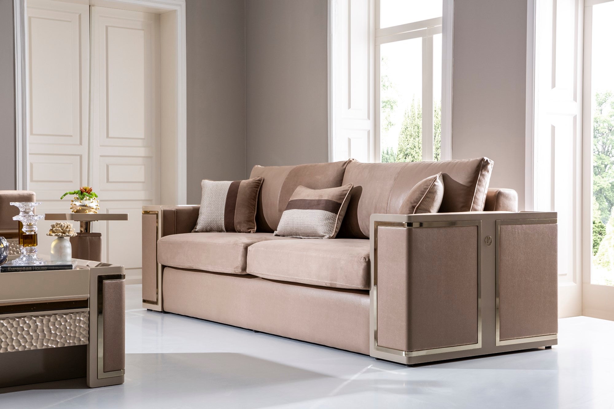 Bianca Stationary Livingroom Set (1 Sofa & 1 Sofa Chester & 2 Chair)