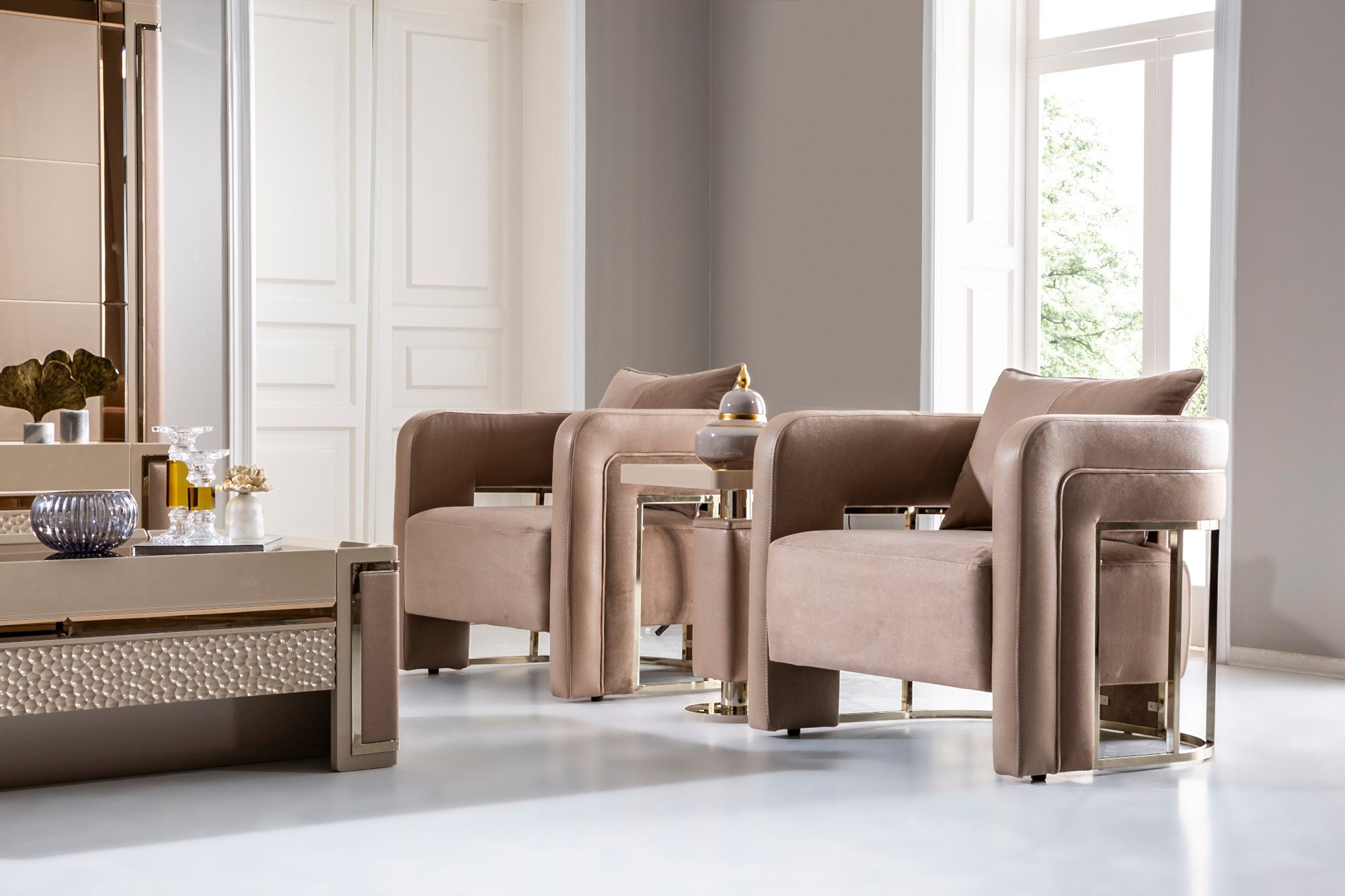 Bianca Stationary Livingroom Set (1 Sofa & 1 Sofa Chester & 2 Chair)