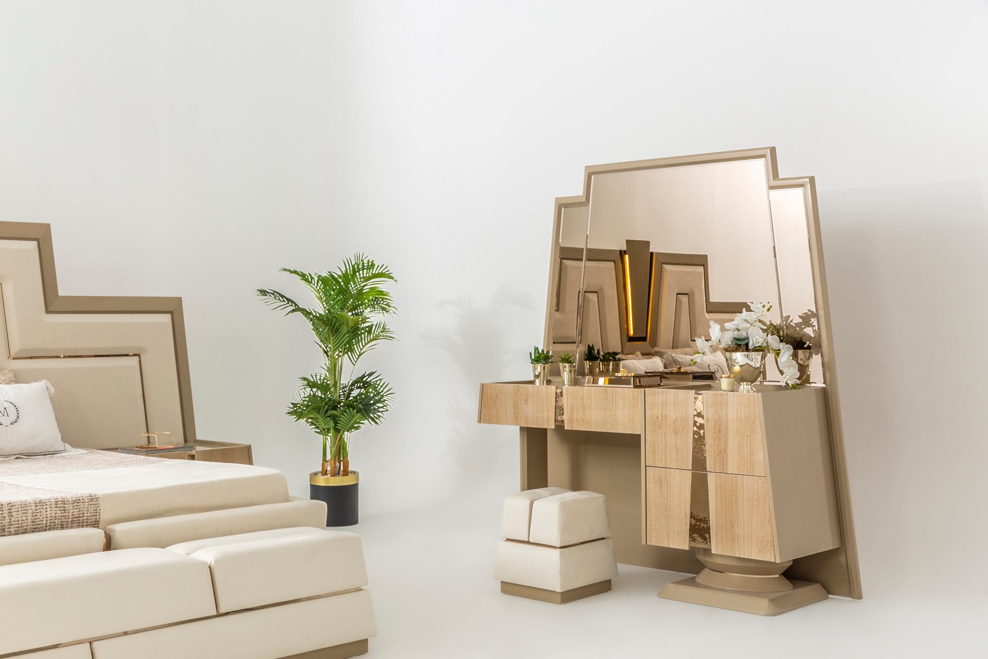 Keops Bedroom (Queen Storage Bed With Headboard & Dresser With Mirror & Pouf & 2 Nightstand With Back Panel & Bench)