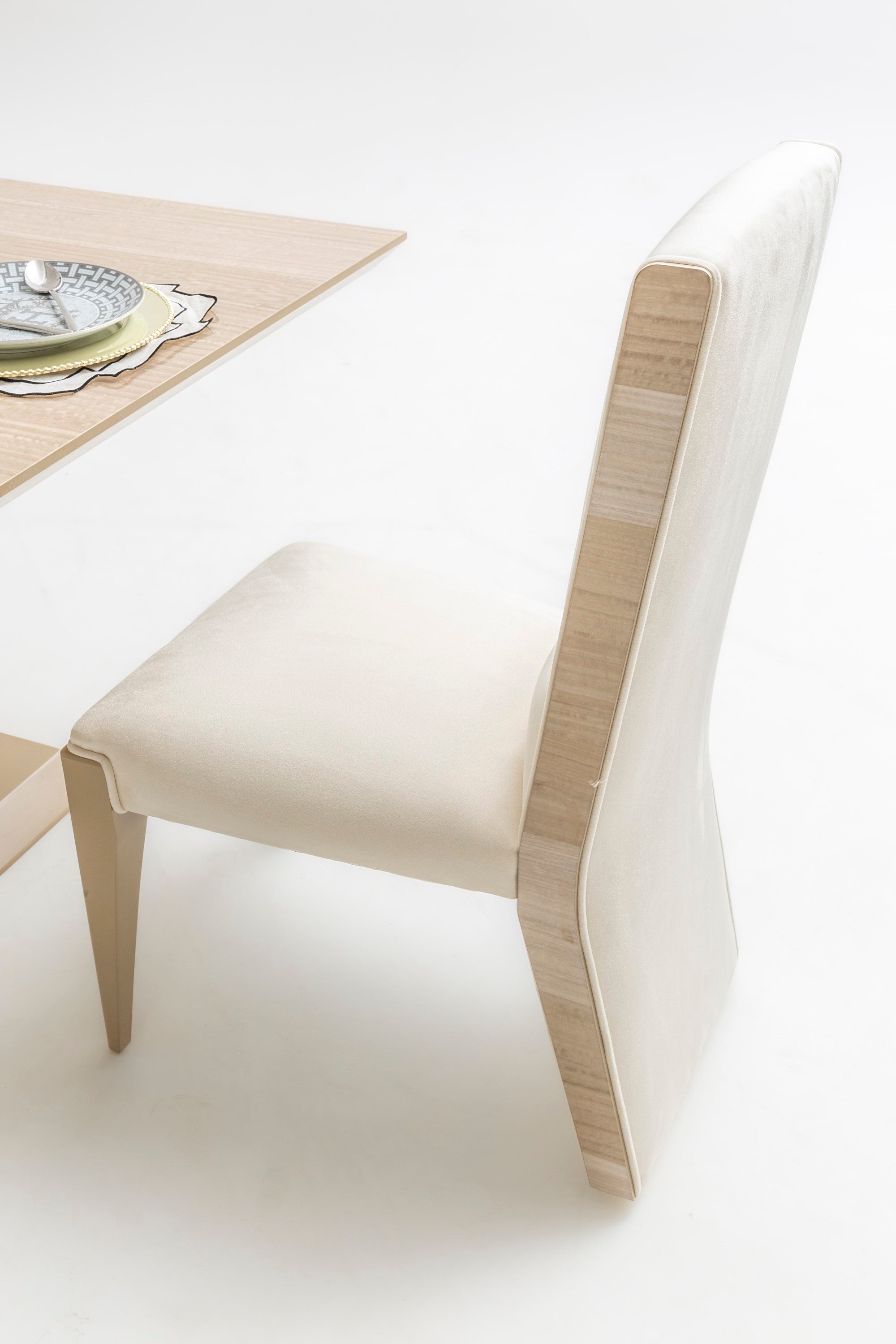 Keops Diningroom Set (Table & 6 Chair & Console With Mirror)