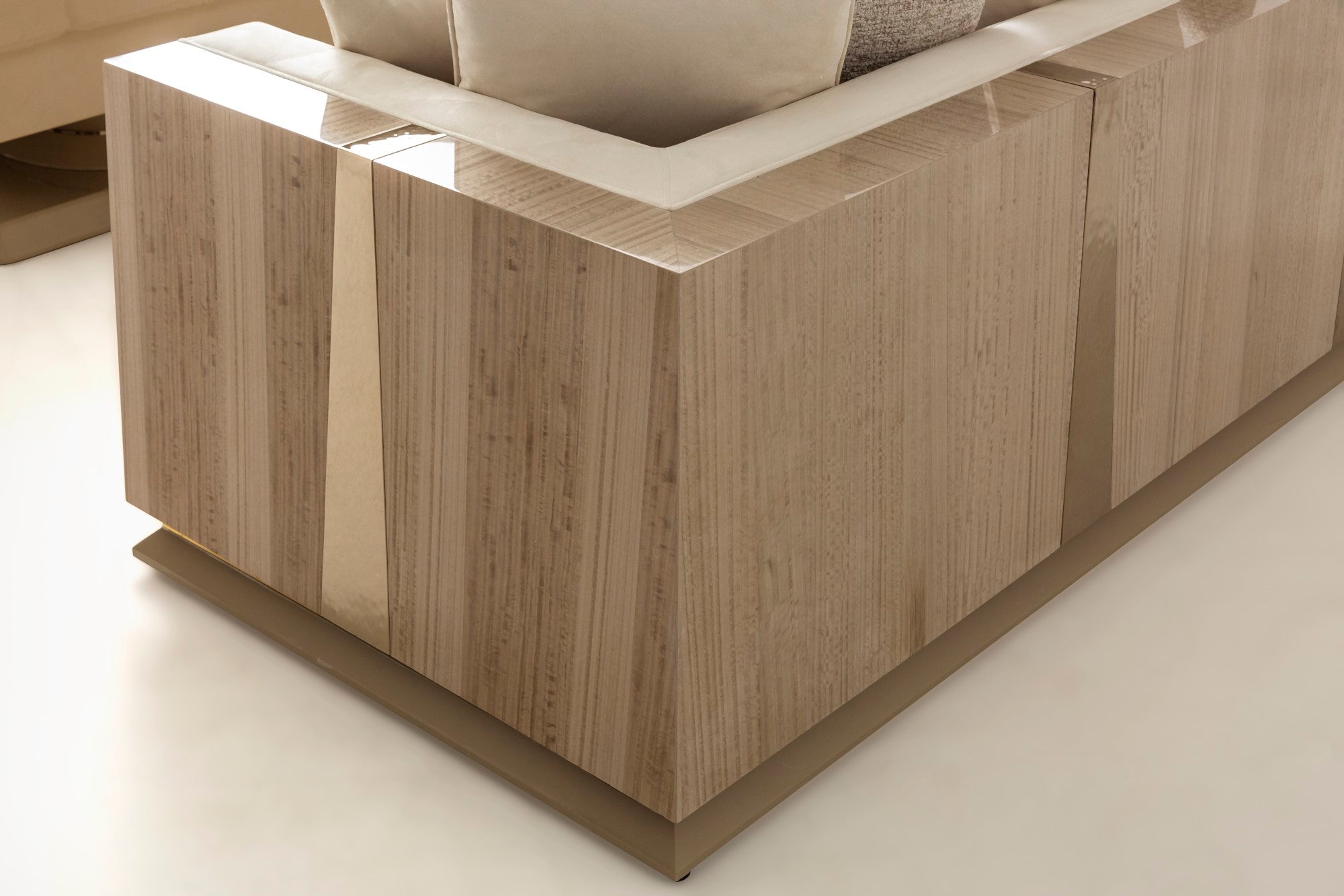 Keops Stationary Livingroom Set (1 Closed Sofa & 1 Colored Sofa & 2 Chair)