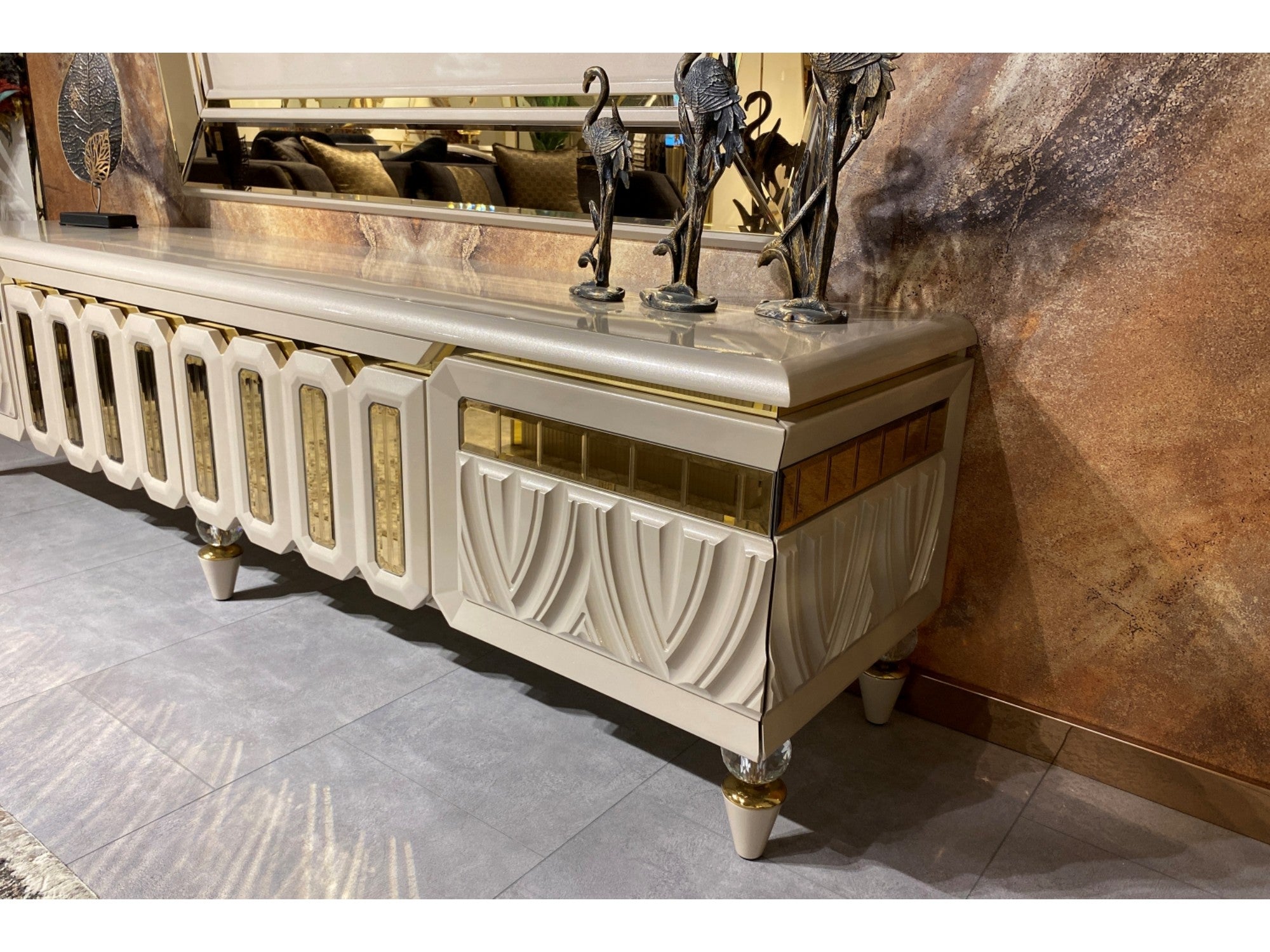 Berlin Tv Stand With Back Panel