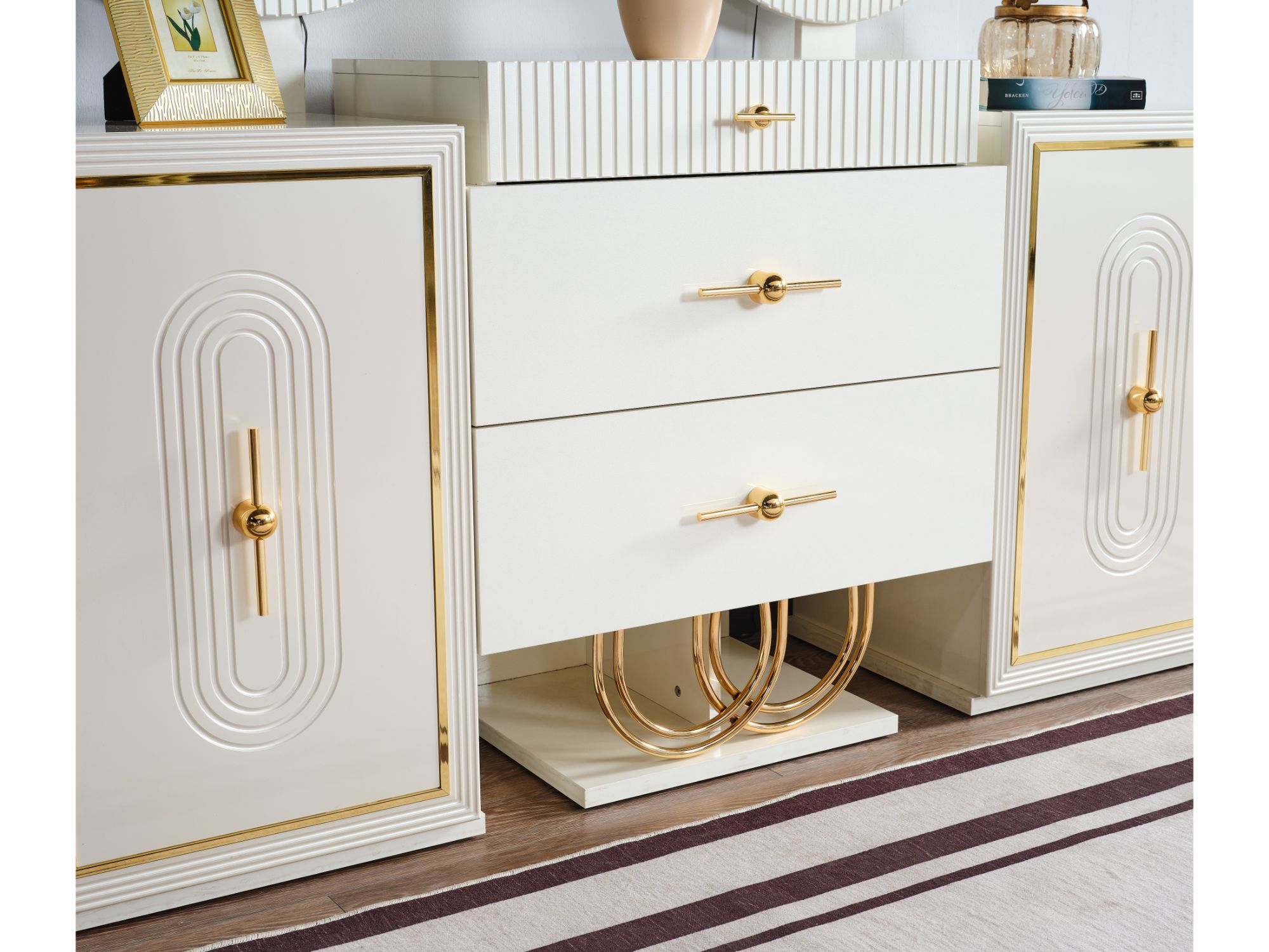 Marsel Diningroom (Consol With Mirror & Dining Table & 6 Dining Chair)