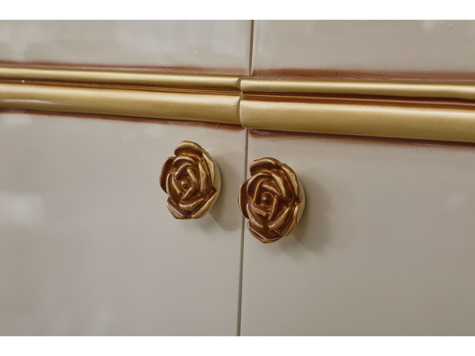Buse Diningroom Consol With Mirror Cream