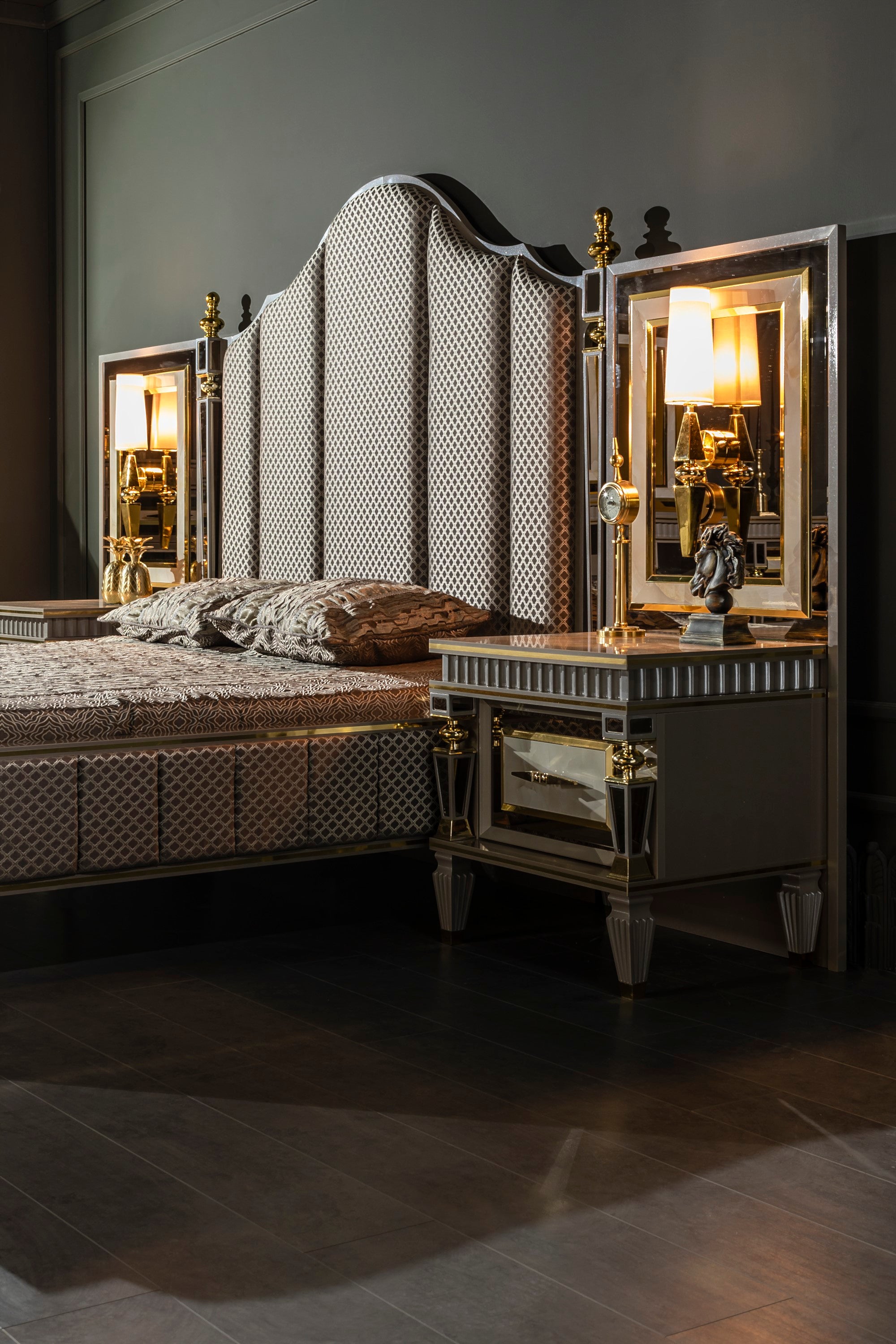Istanbul Bedroom (Queen Storage Bed With Headboard & Dresser With Mirror & Pouf & 2 Nightstand With Back Panel & Bench)