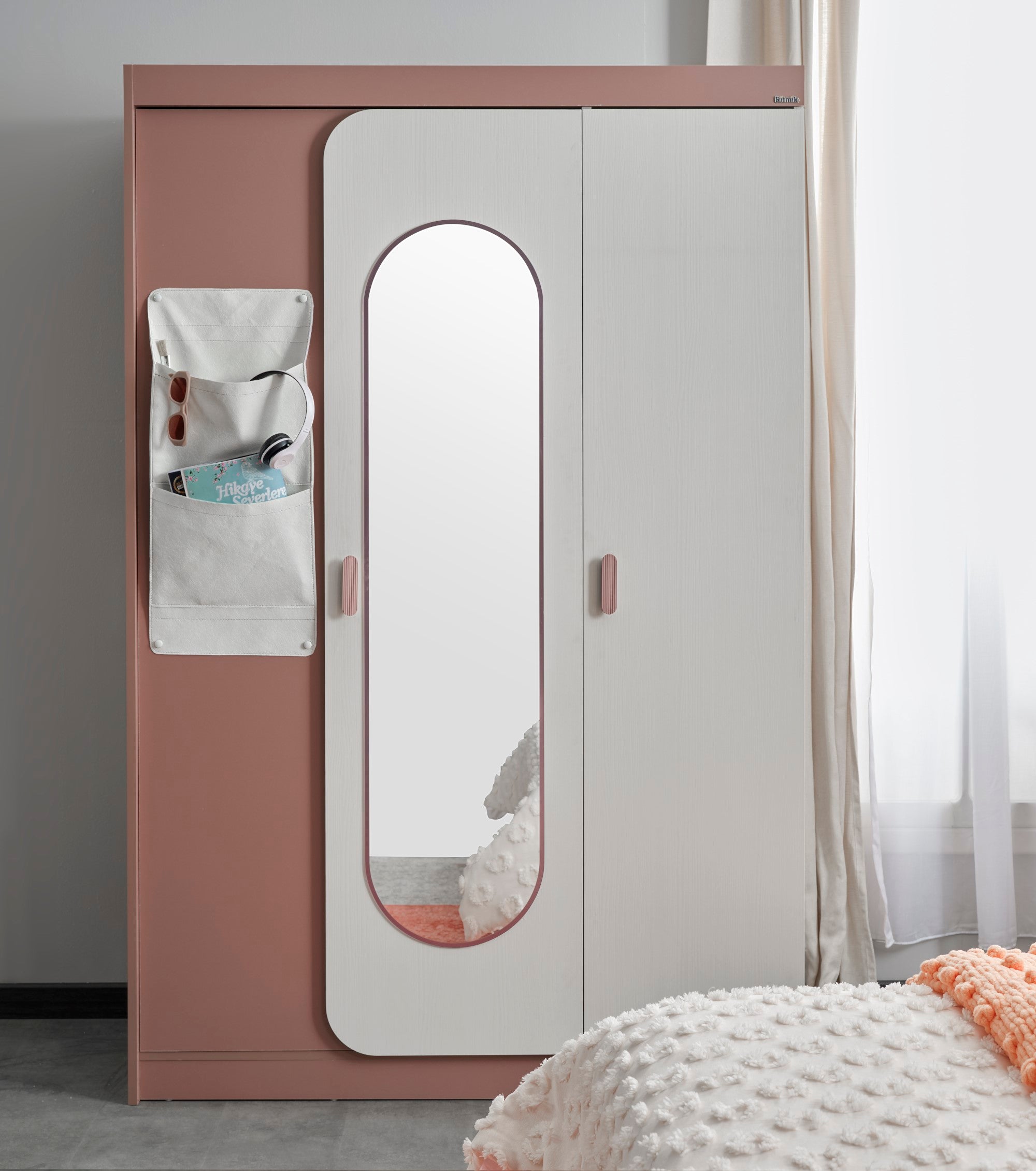 Linda Kids Room Set (Twin Bed & Study Desk & Nightstand)