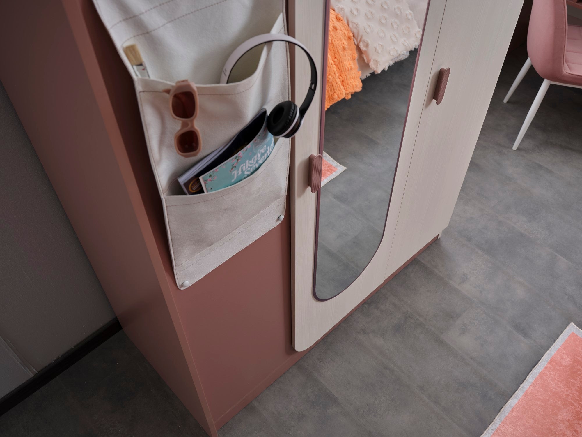 Linda Kids Room Set (Twin Bed & Study Desk & Nightstand)