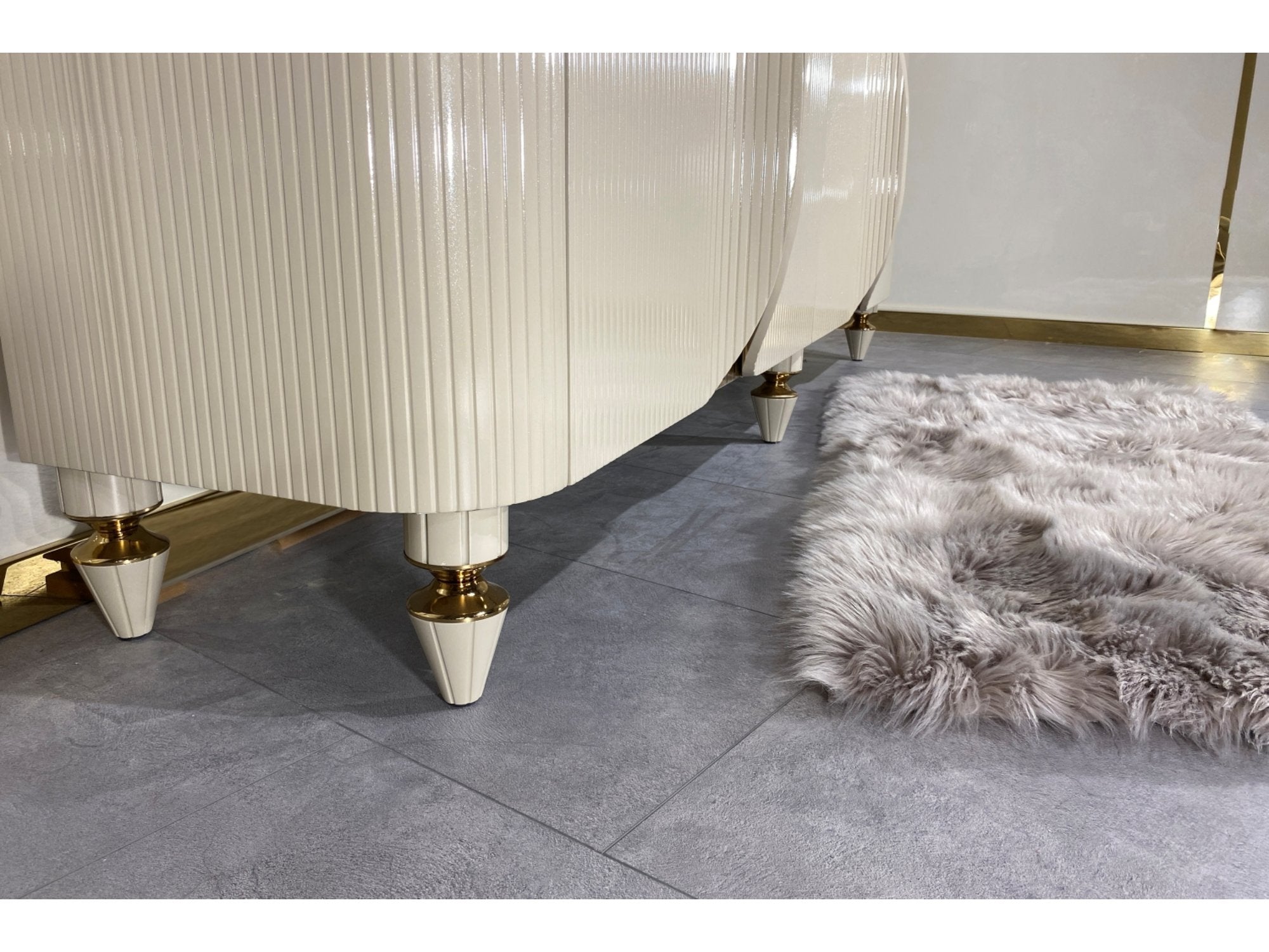 Lizbon Diningroom Consol With Mirror