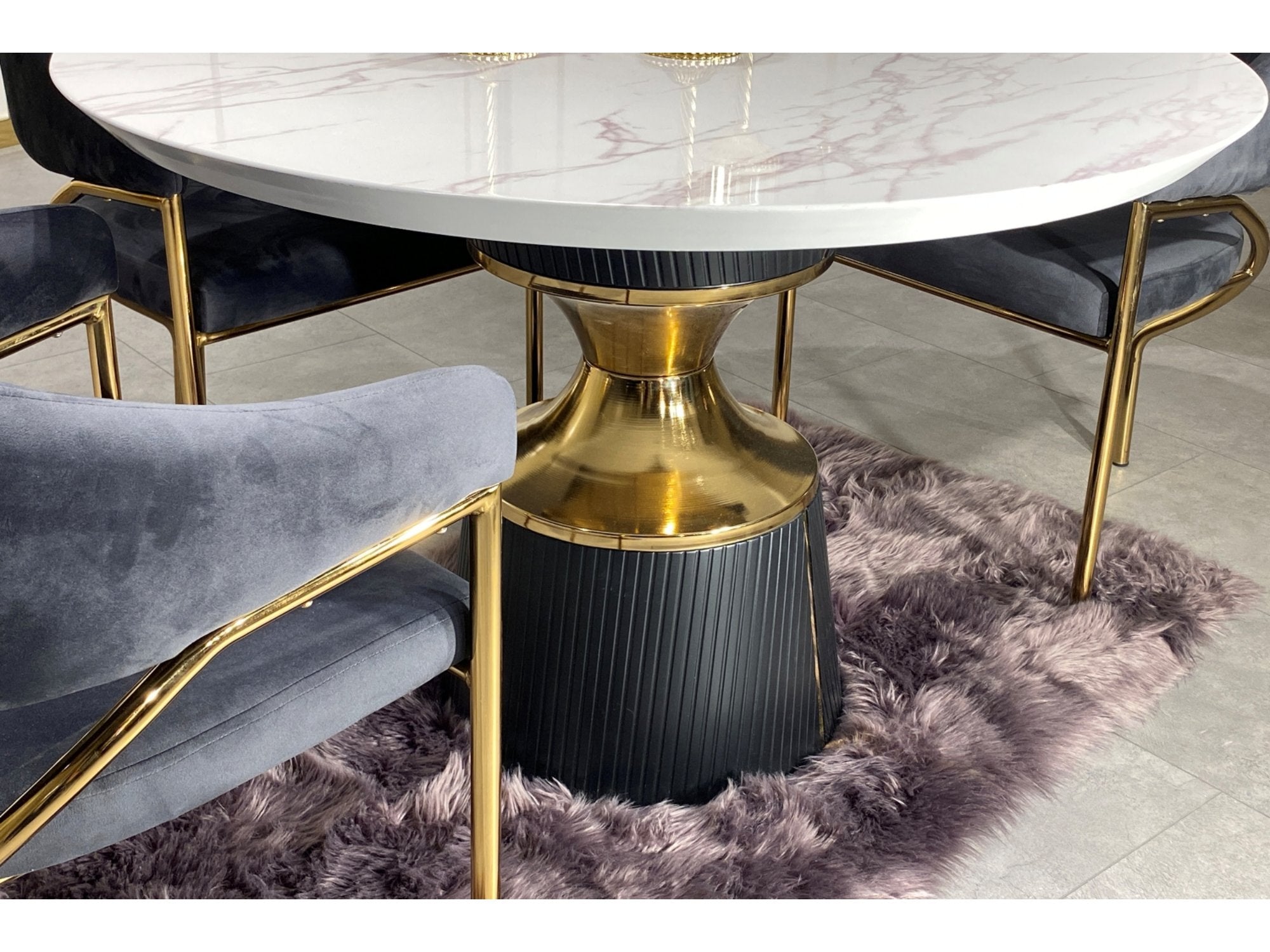 Lizbon Diningroom Set (Consol With Mirror & Dining Table & 6 Dining Chair)
