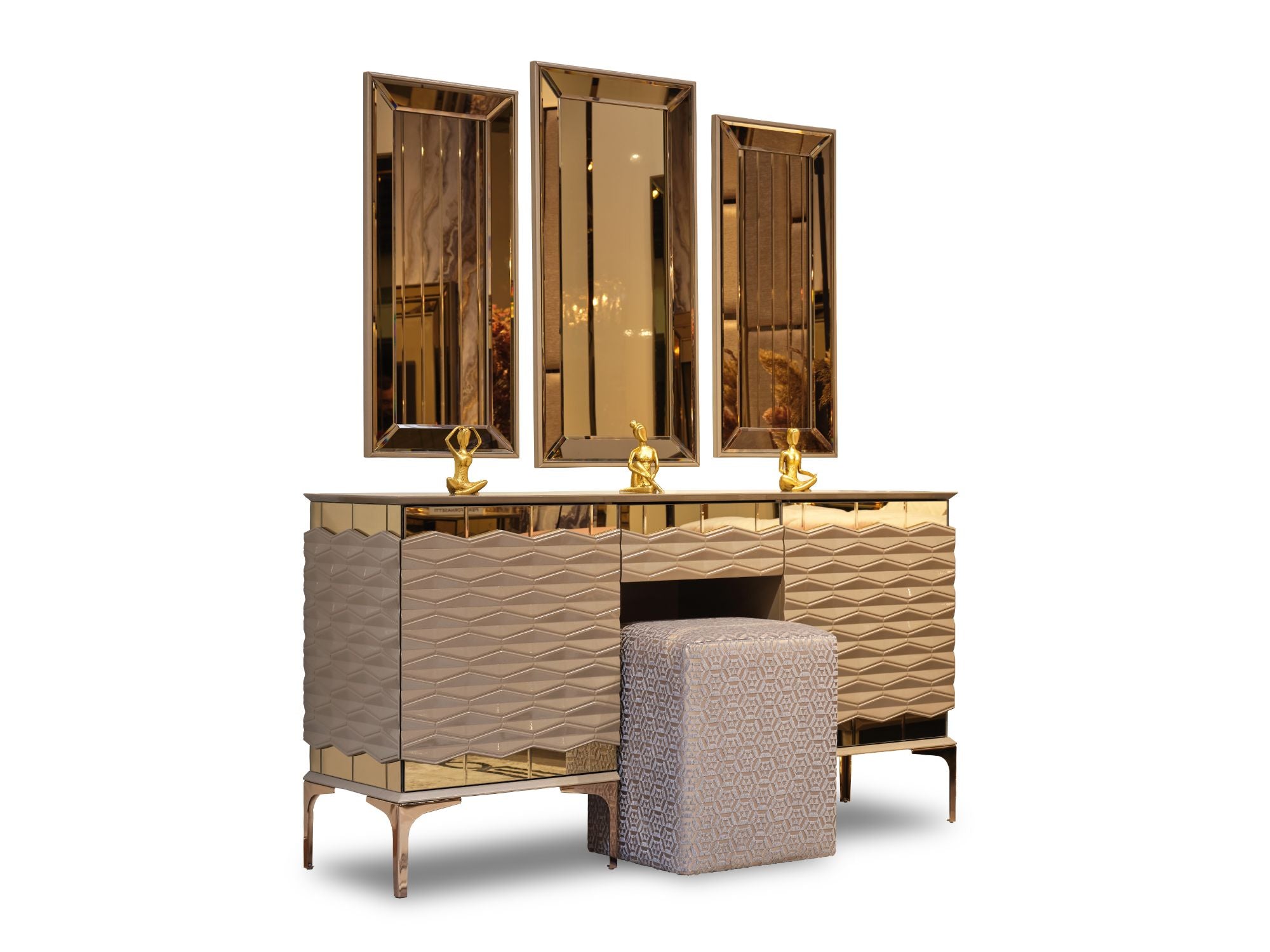 Elite Bedroom Dresser With Mirror