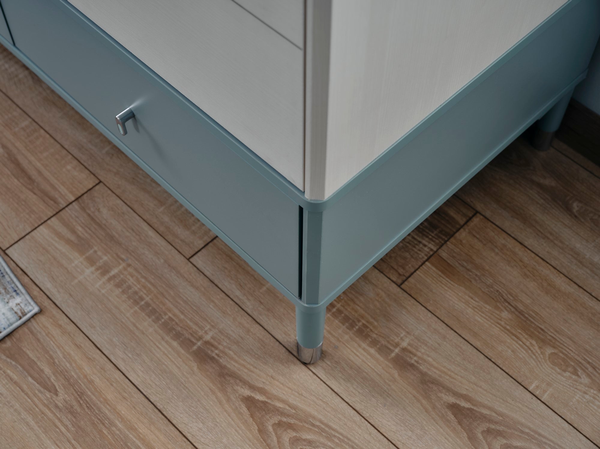 Marin Kids Room Set (Twin Bed & Study Desk & Nightstand)