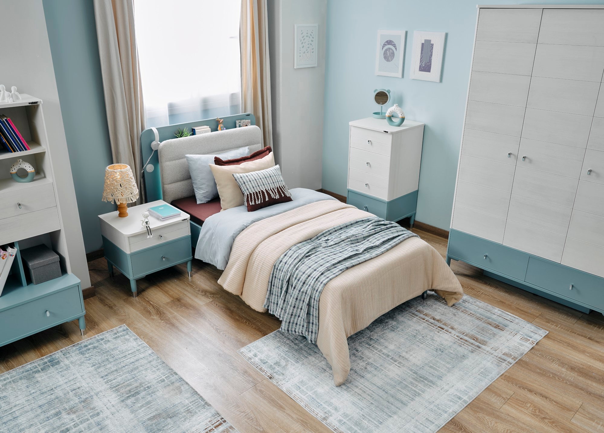 Marin Twin Bed With Headboard