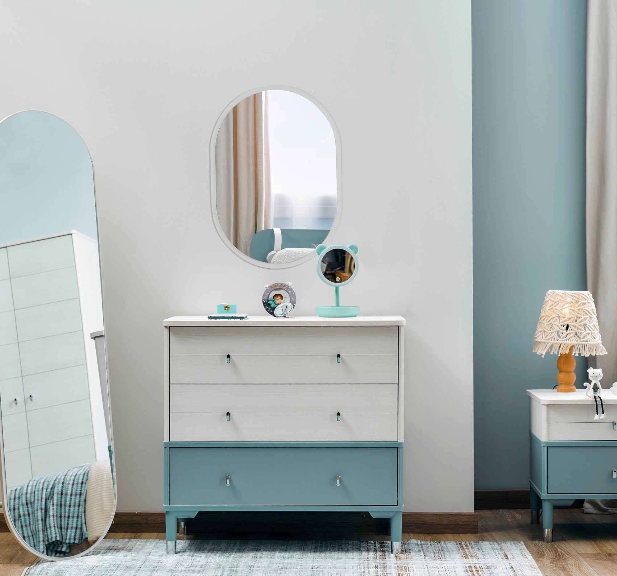Marin Chiffonier With Mirror