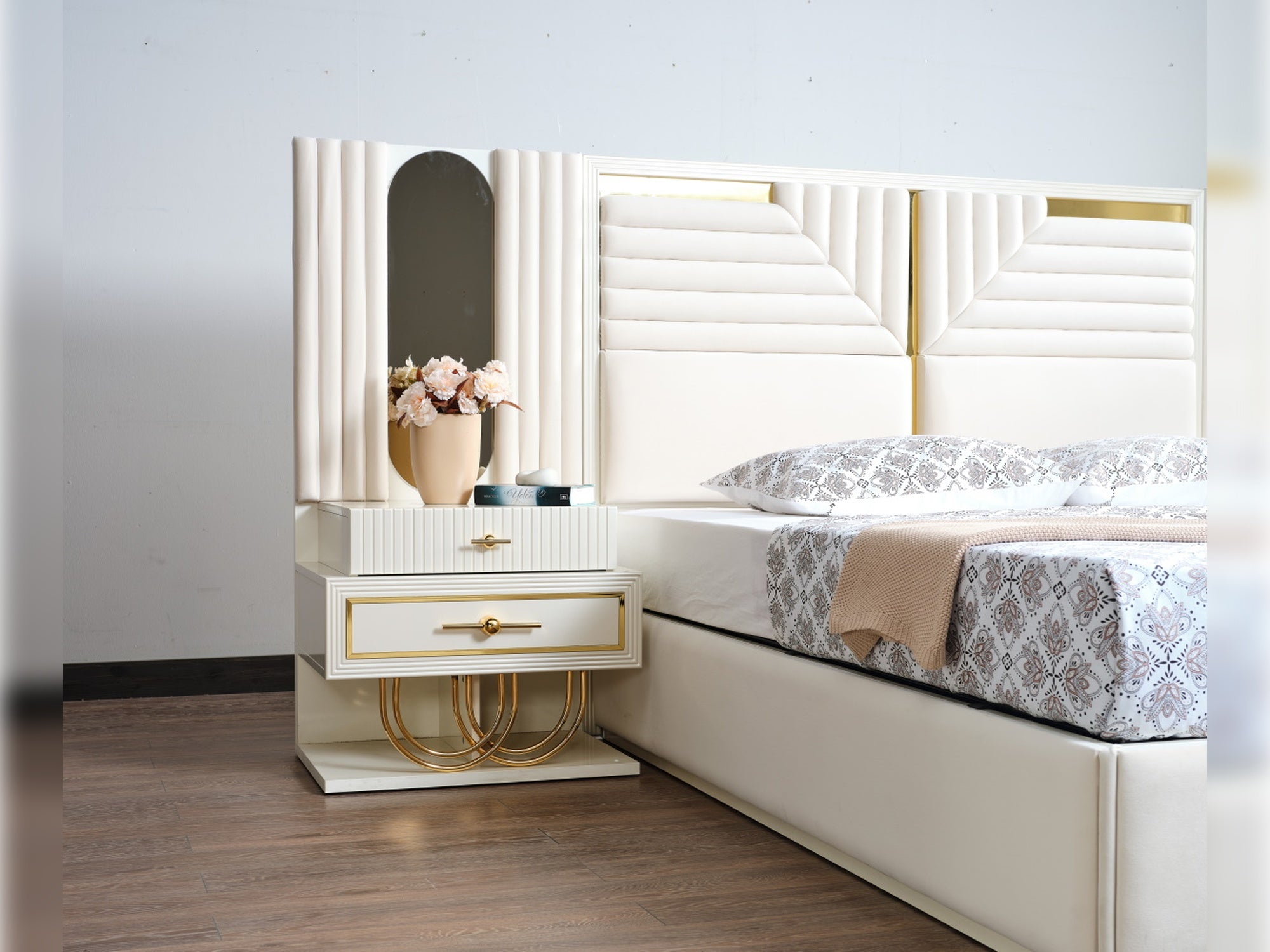Marsel Nightstand