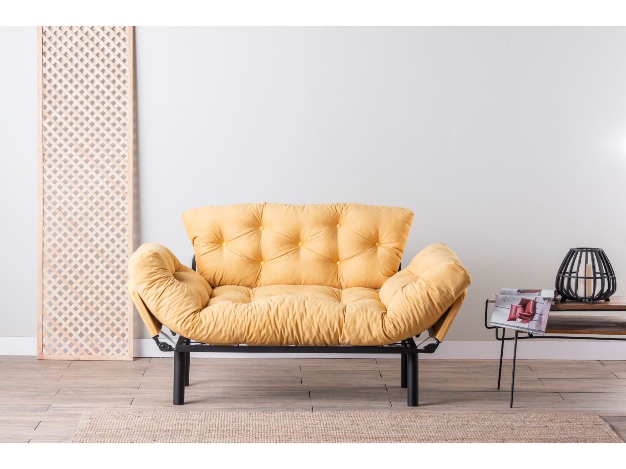 Nitta Loveseat