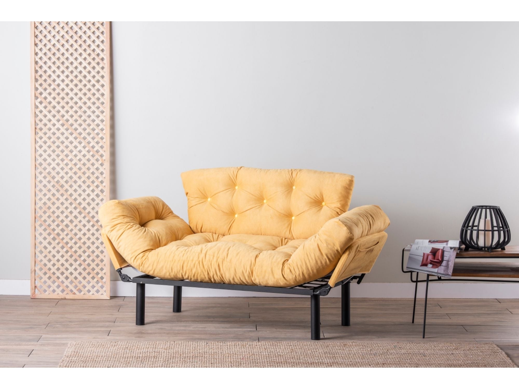 Nitta Loveseat