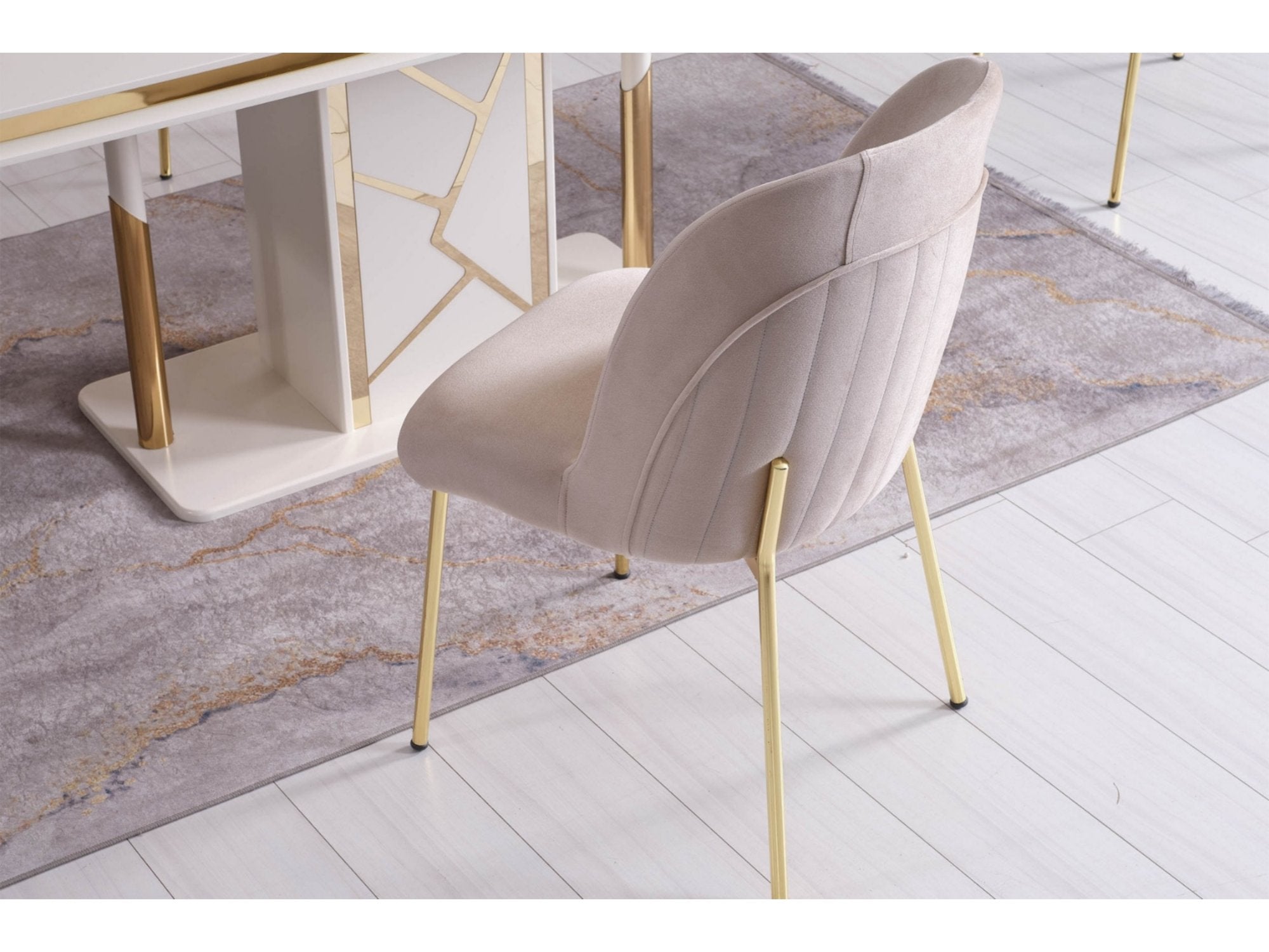 Pırlanta Diningroom Table