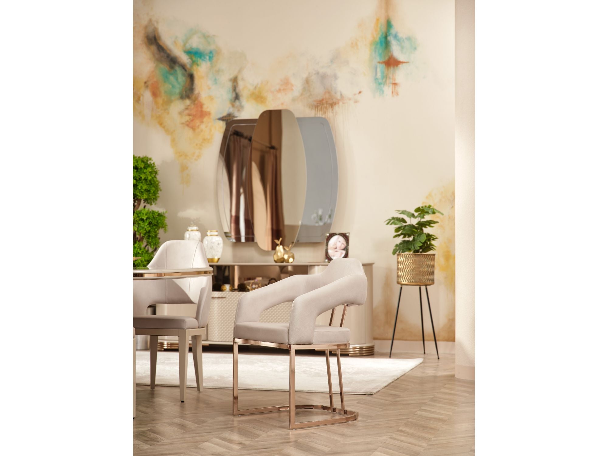 Paris Diningroom (Consol With Mirror & Dining Table & 6 Dining Chair)