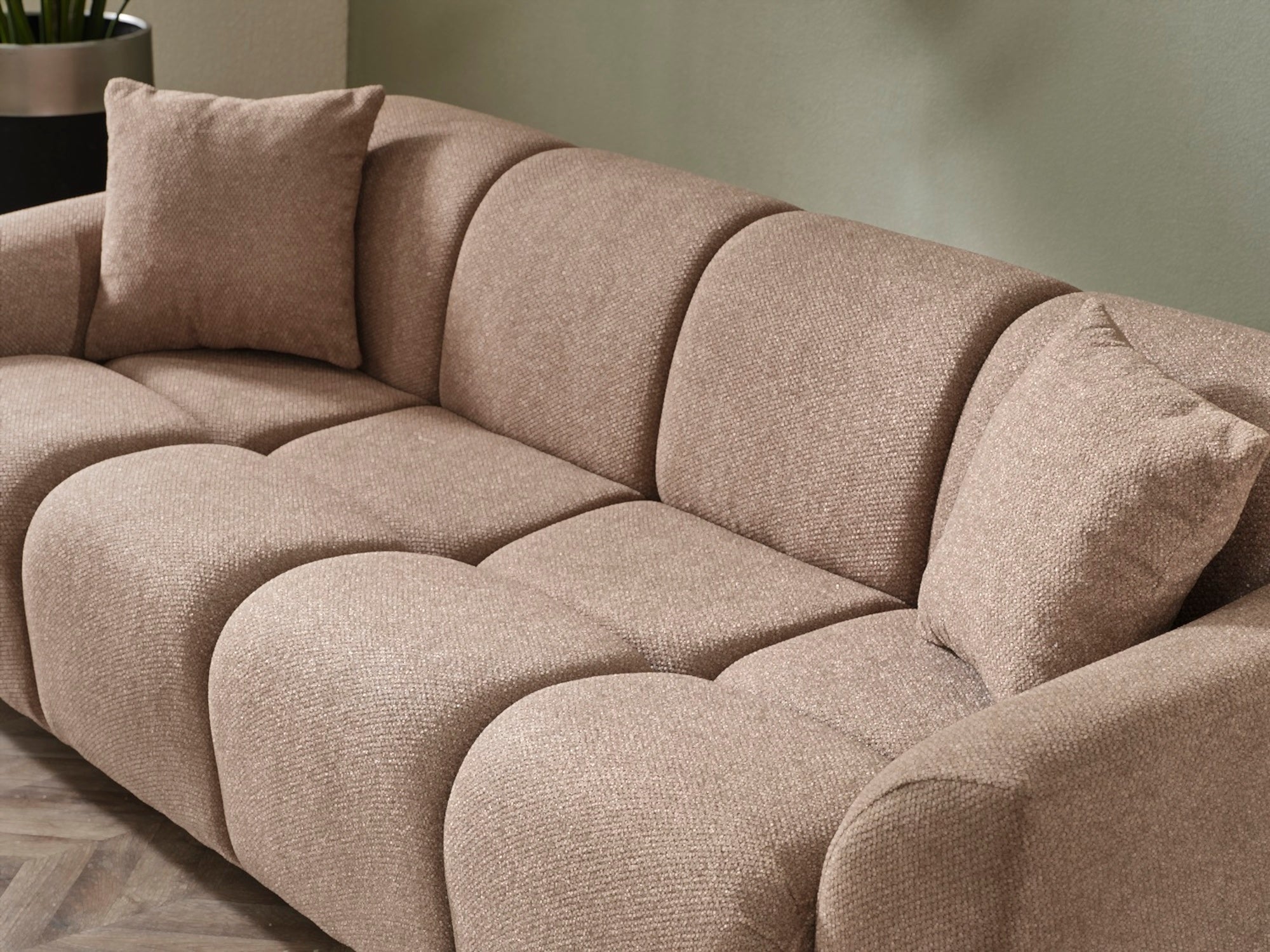 Vizyon Stationary Loveseat Brown