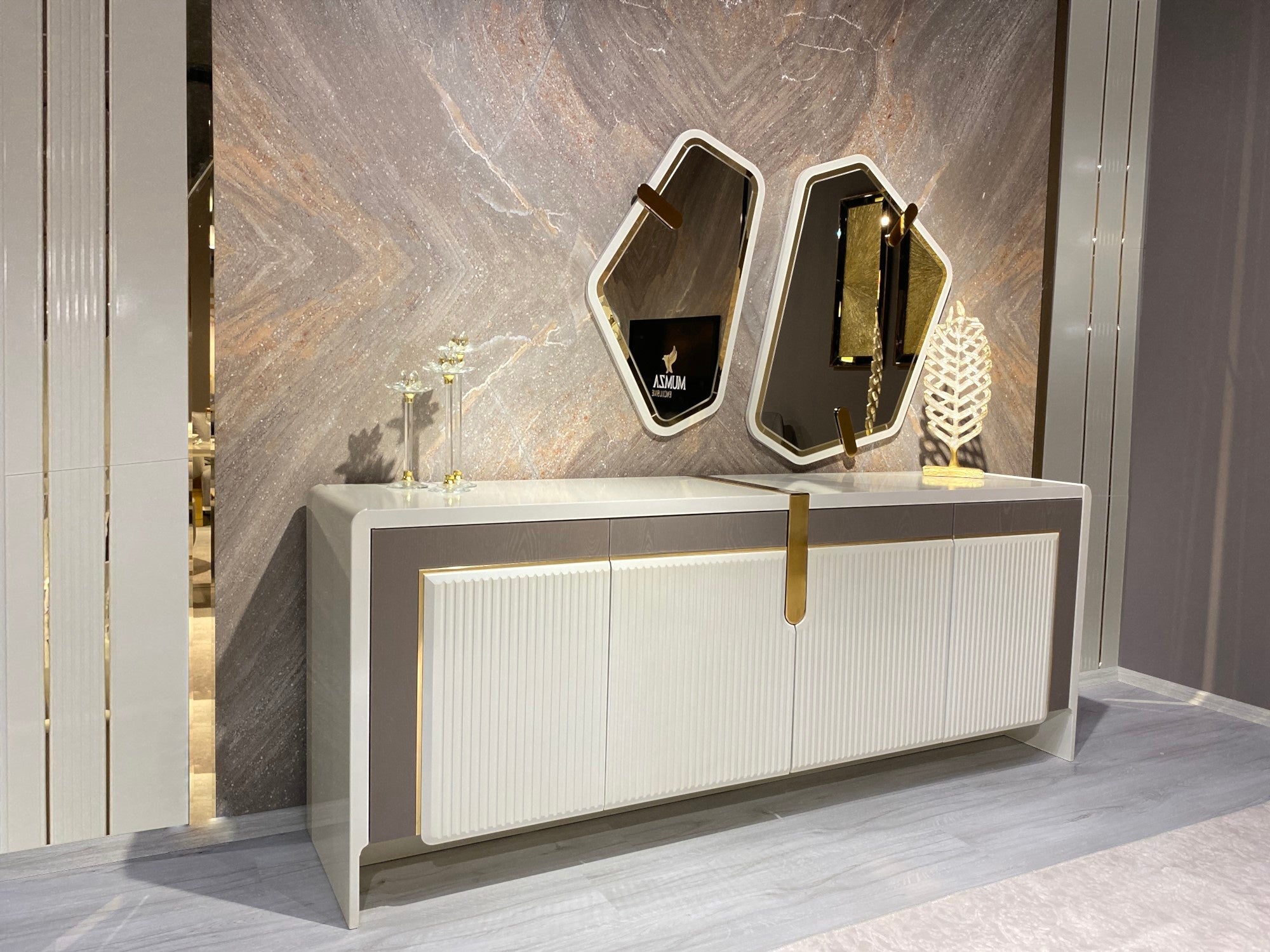 Zurich Diningroom Set (Table & 6 Chair & Console With Mirror)