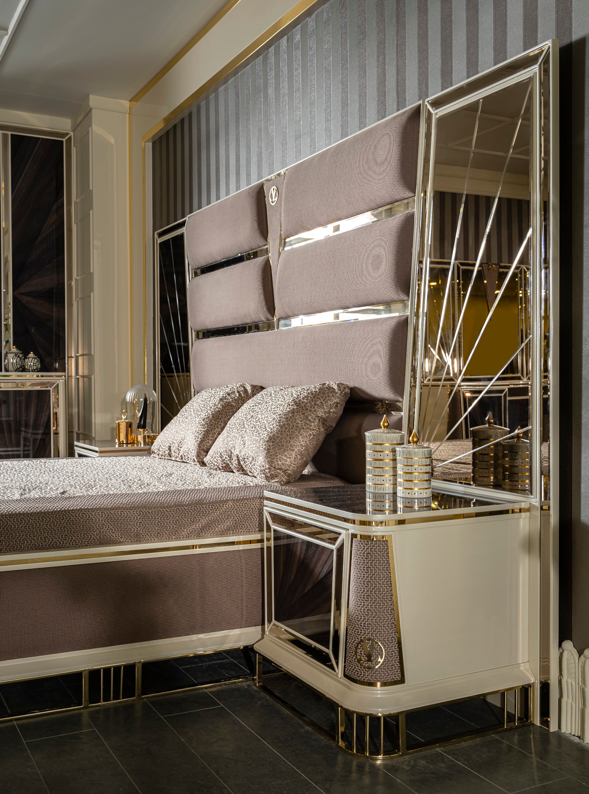 Bugatti Nightstand With Back Panel