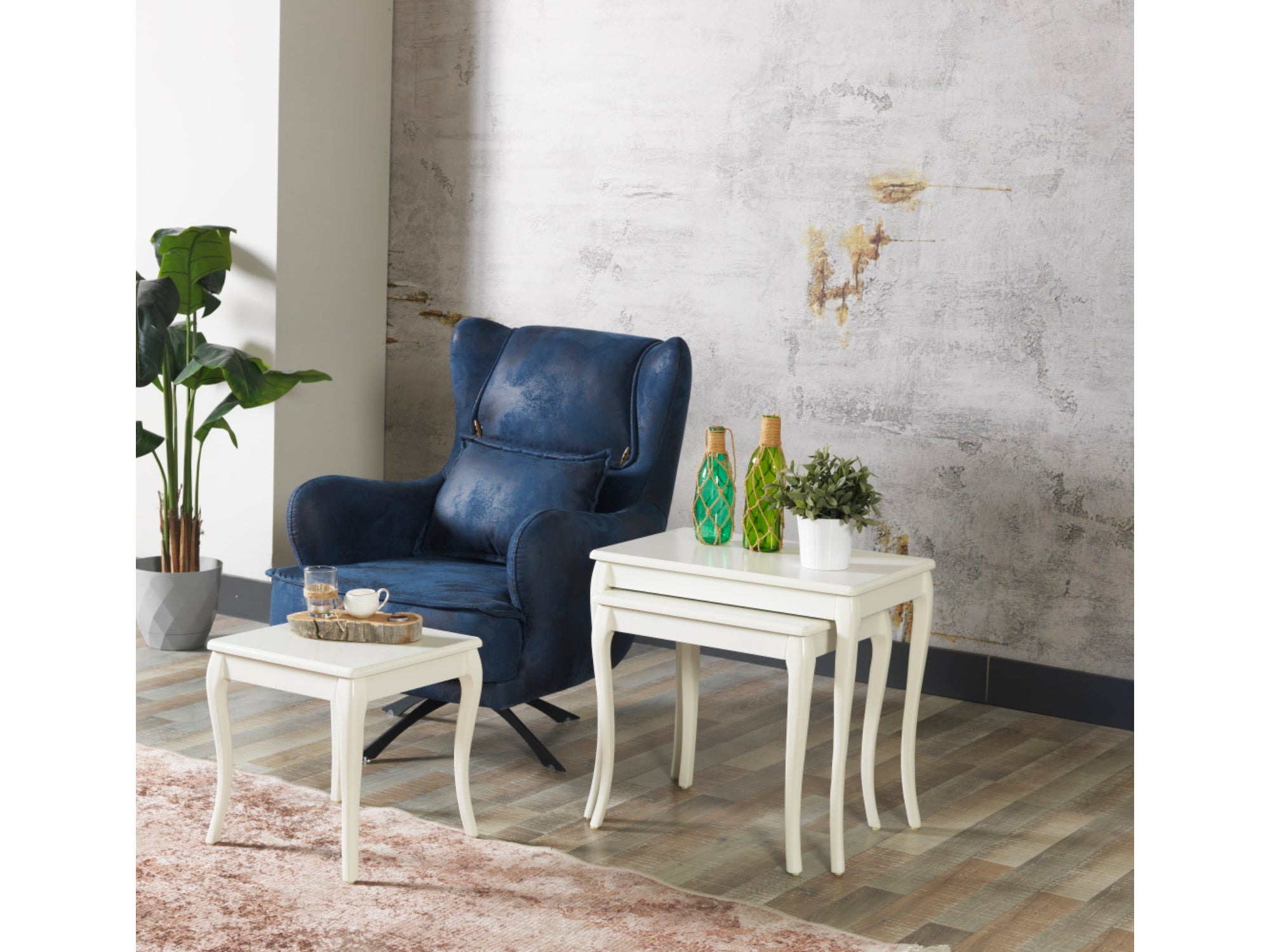 Valdez Nesting Table