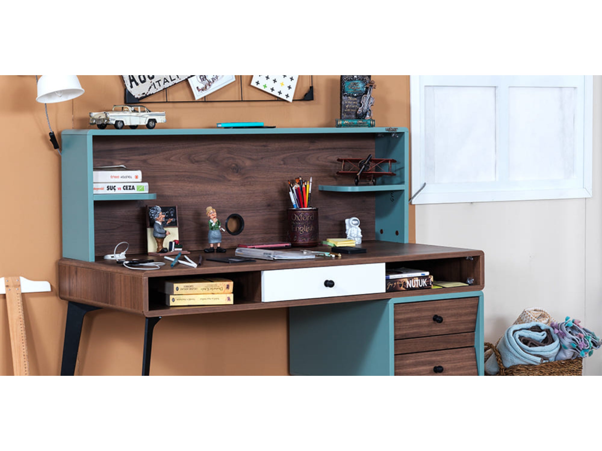 Kampus Kids Room Set (Twin Bed & Nightstand)