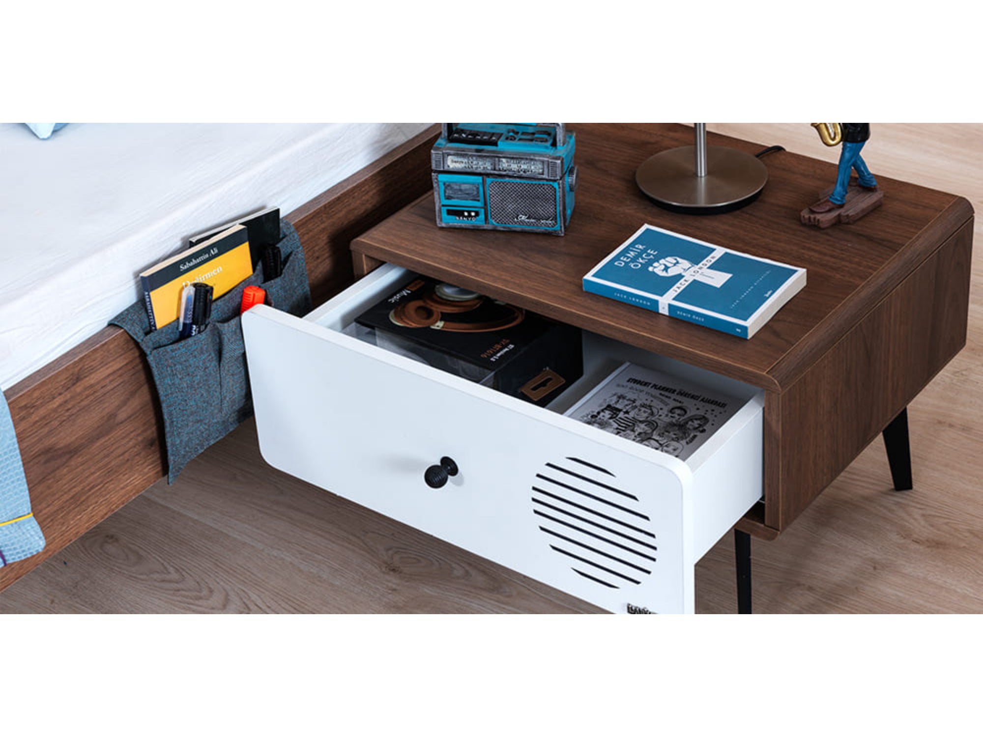 Kampus Kids Room Set (Twin Bed & Nightstand)