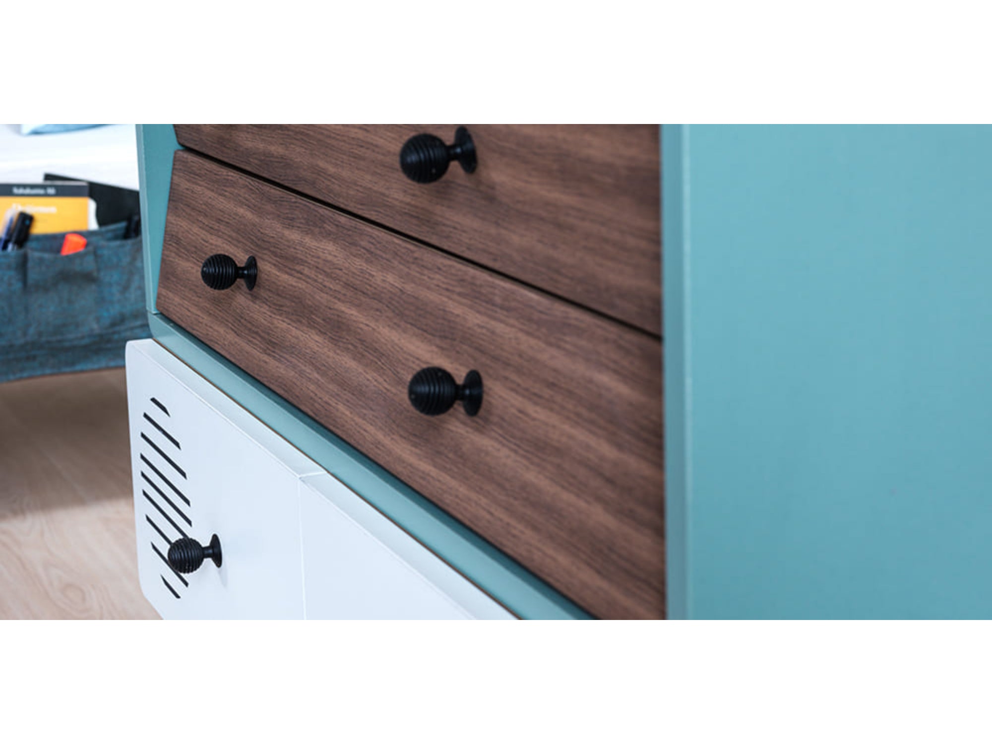 Kampus Kids Room Set (Twin Bed & Nightstand)