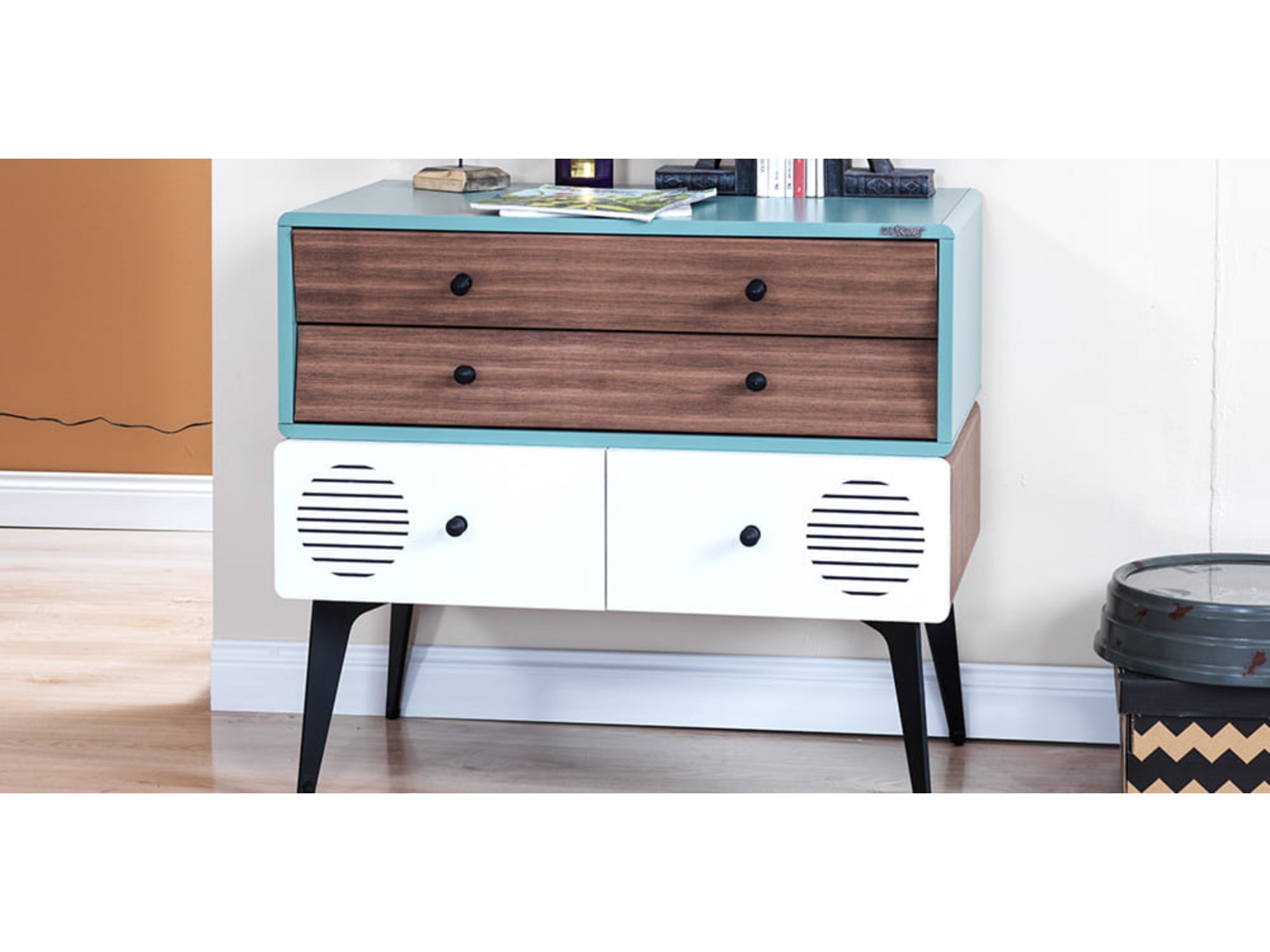 Kampus Kids Room Set (Twin Bed & Nightstand)