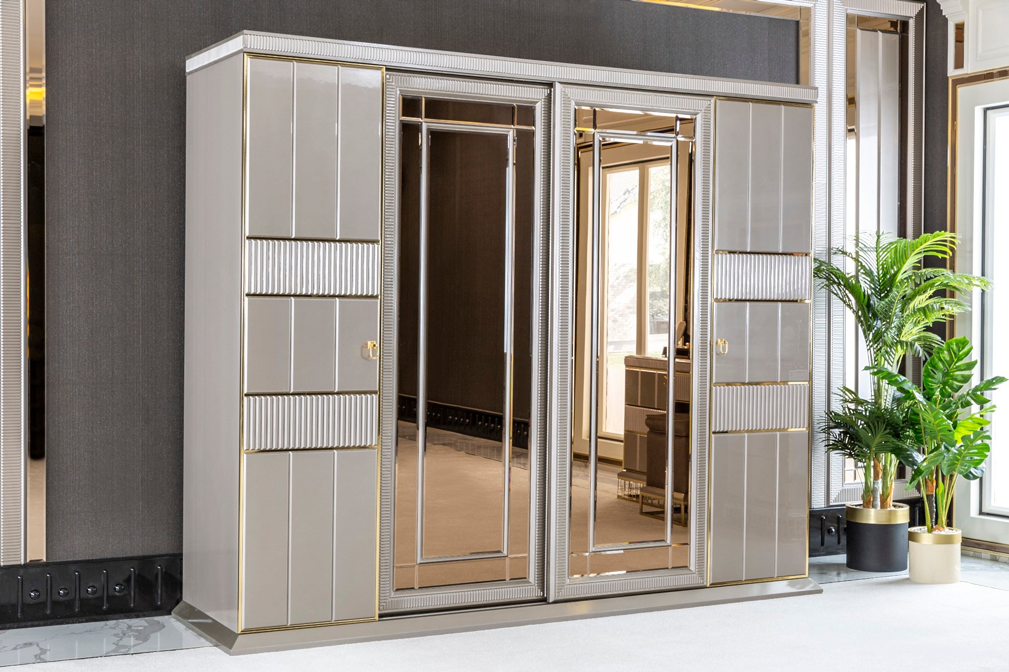 Versace 6 Doors Wardrop