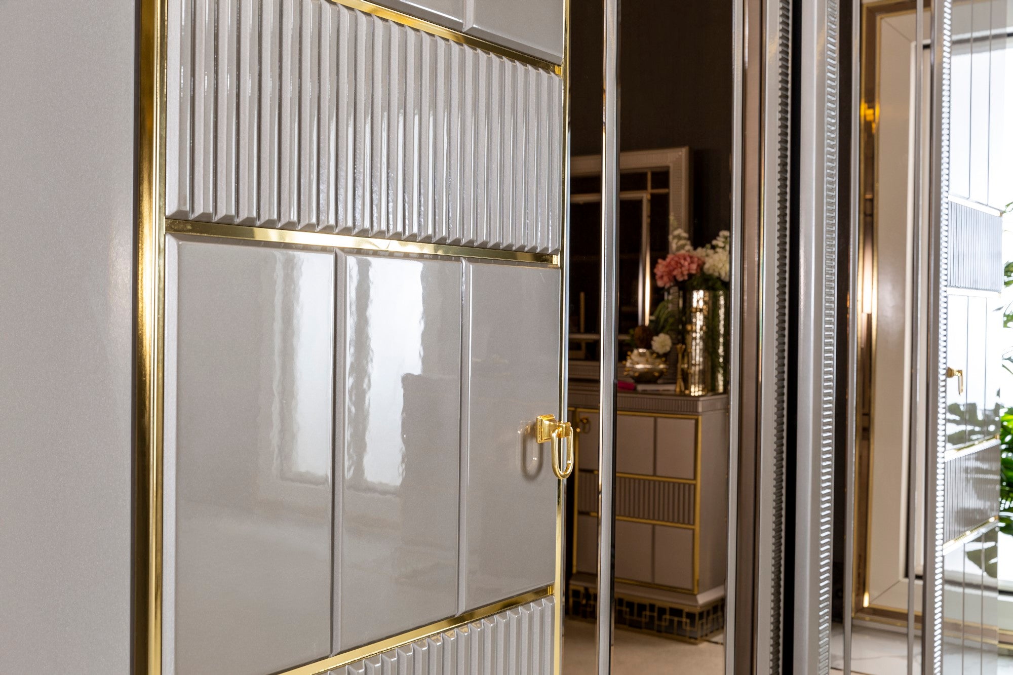 Versace 6 Doors Wardrop