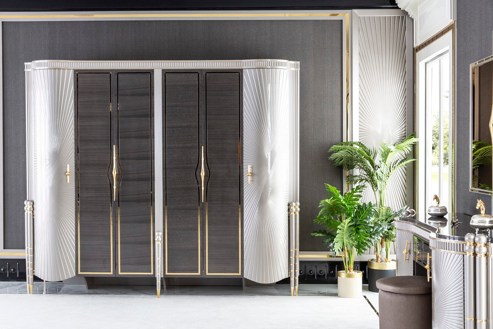 Bentley 6 Doors Wardrobe