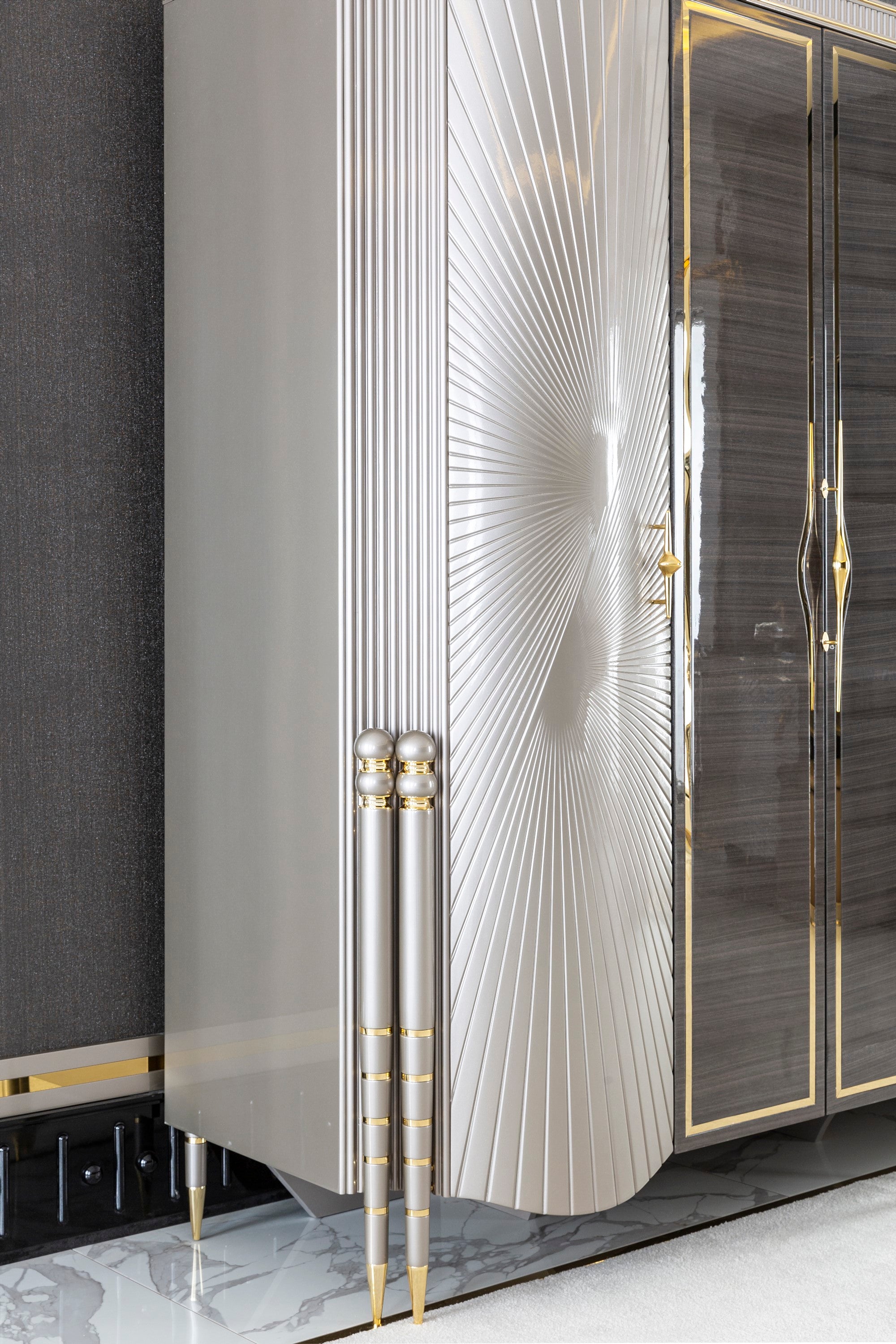 Bentley 6 Doors Wardrobe