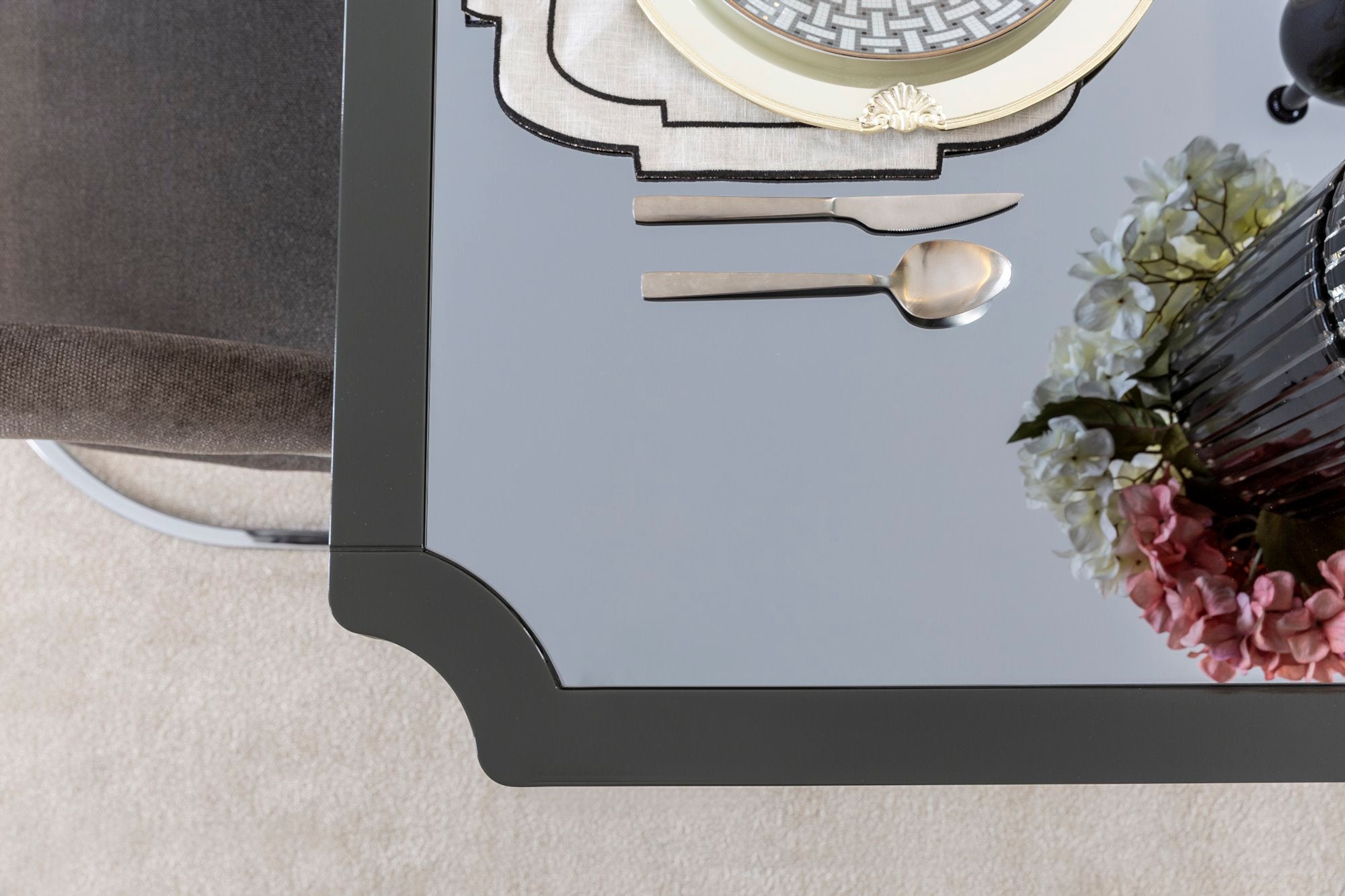 Prada Diningroom Table