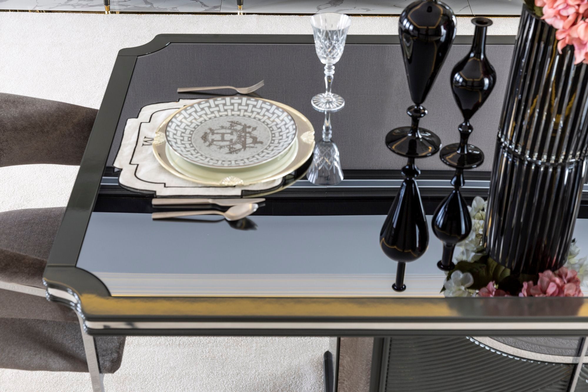 Prada Diningroom Table