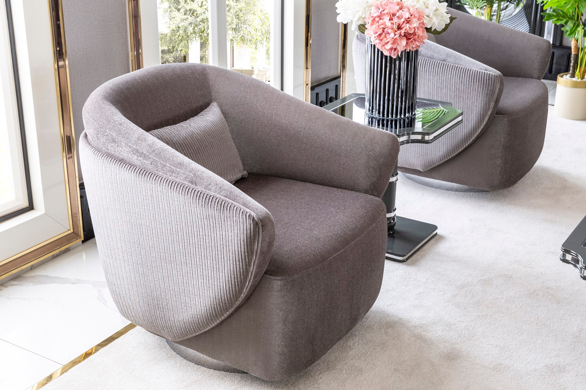 Prada Stationary Livingroom Set (1 Closed Sofa & 1 Sofa & 2 Chair)