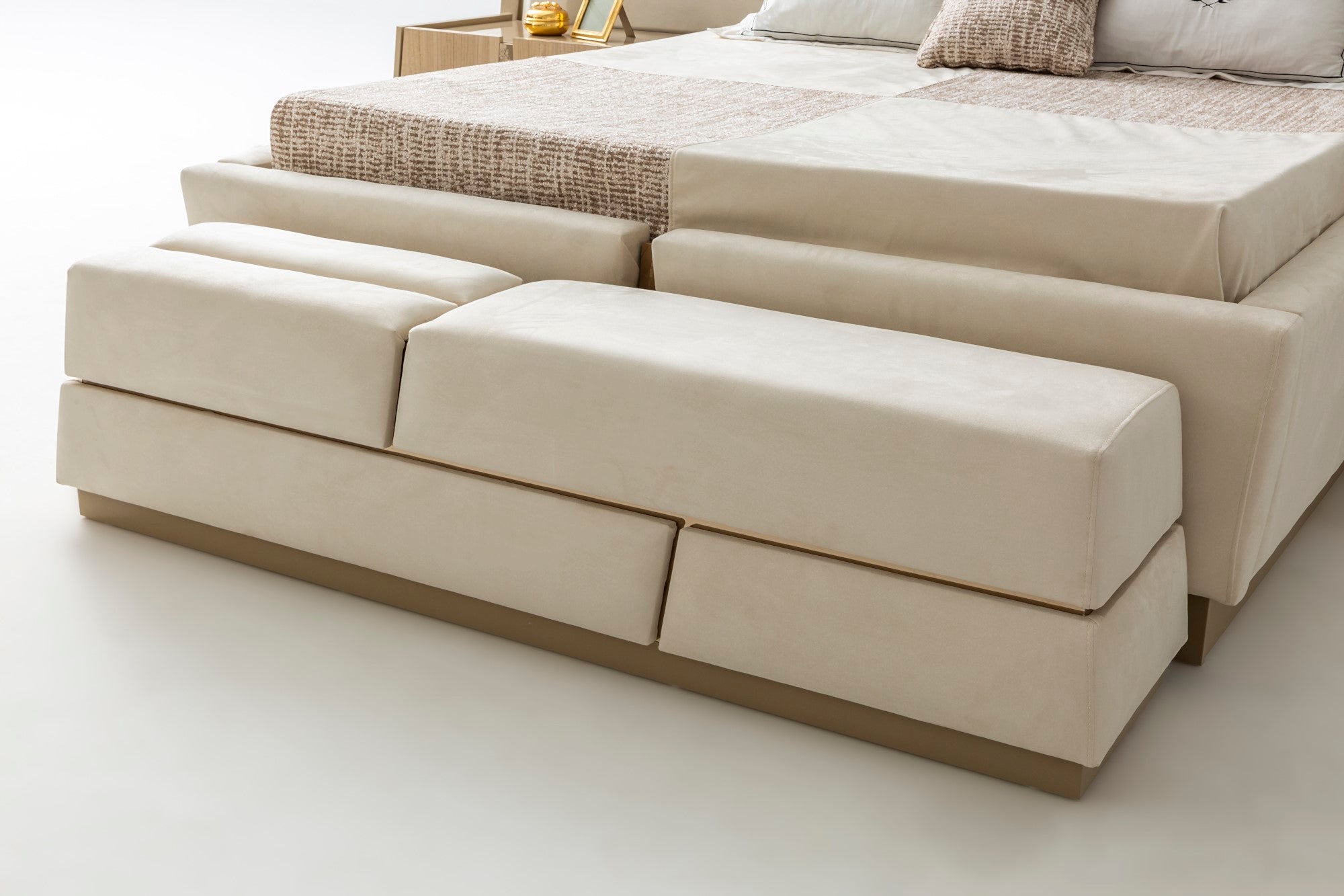 Keops Storage Bed With Headboard & Bench