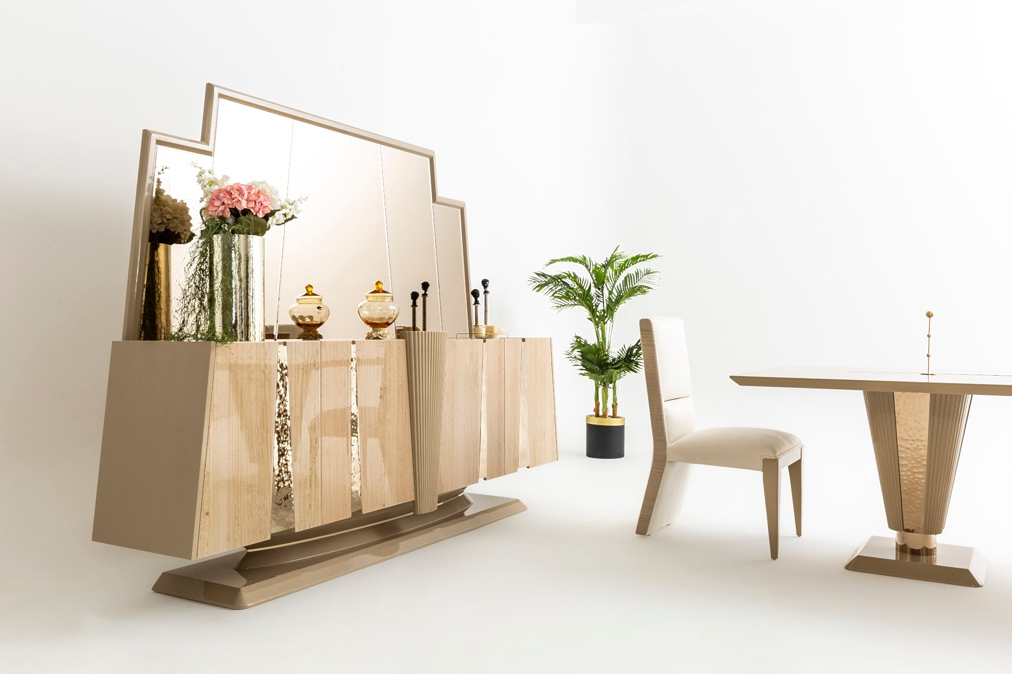 Keops Diningroom Set (Table & 6 Chair & Console With Mirror)