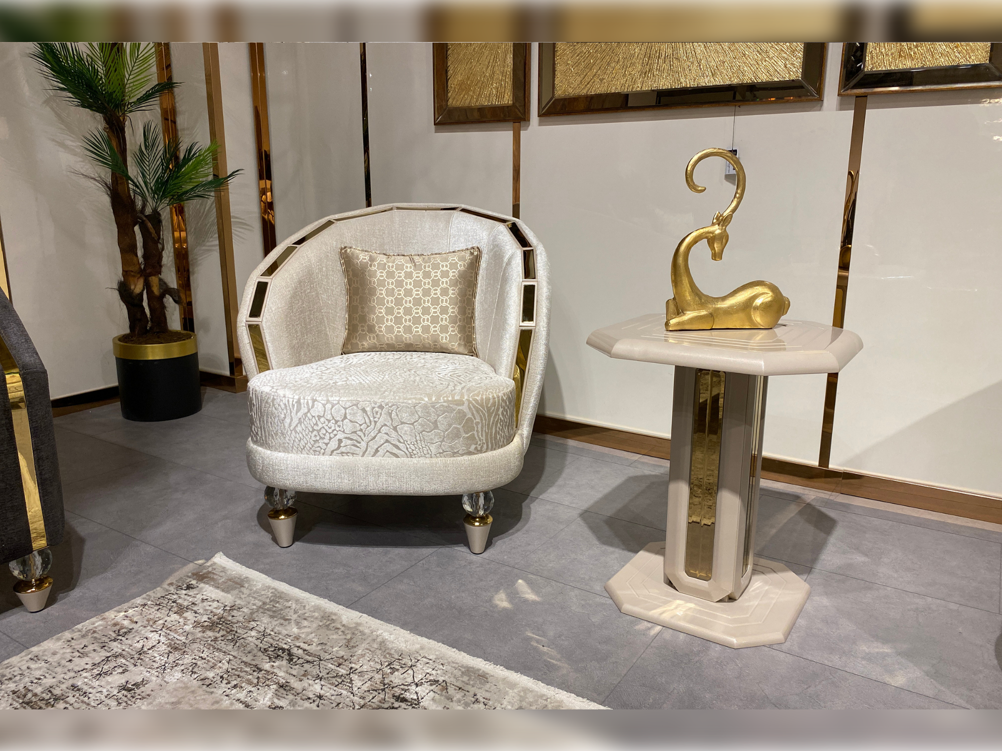 Berlin End Table