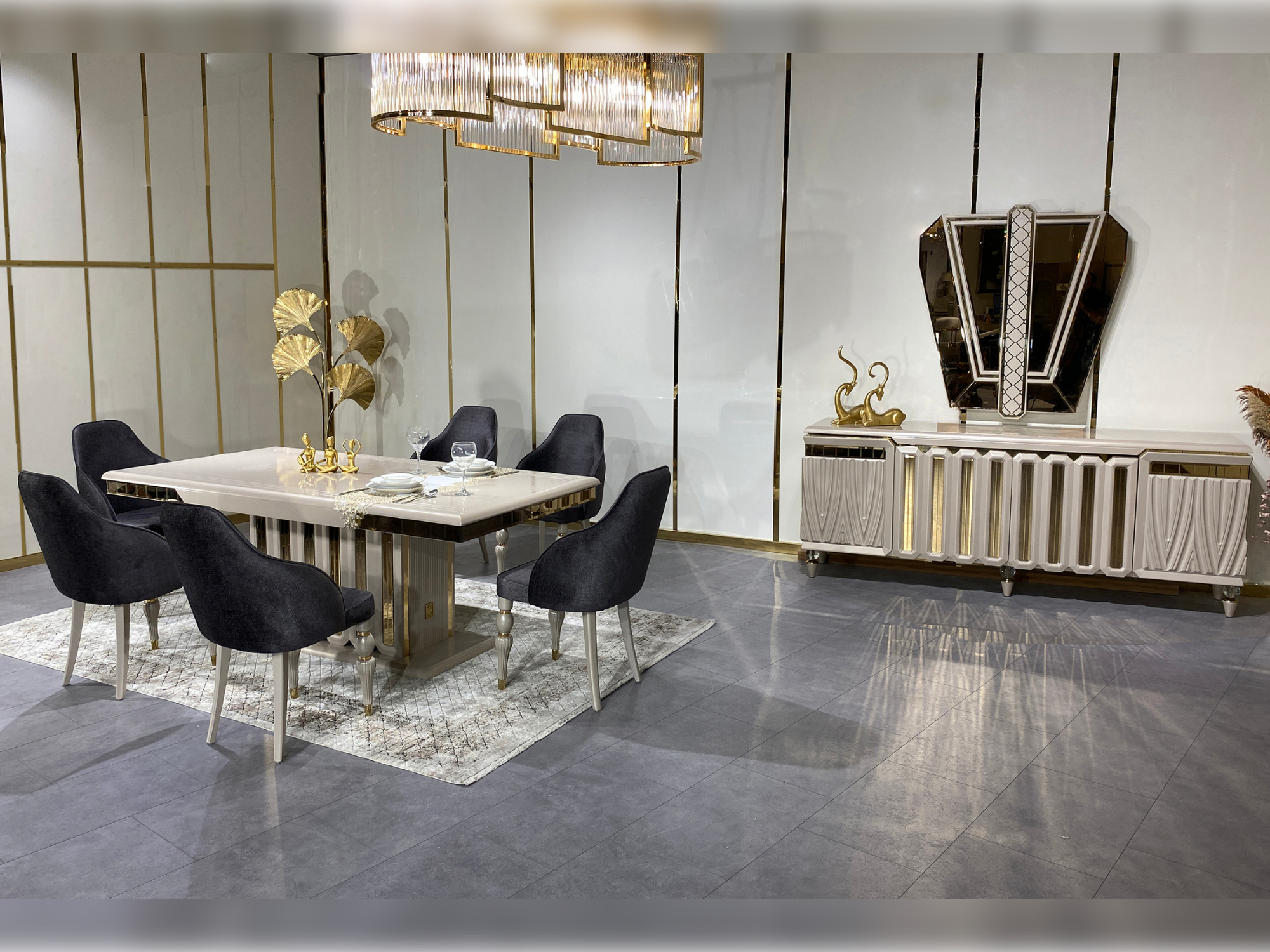 Berlin Diningroom Set (Table & 6 Chair & Console With Mirror)